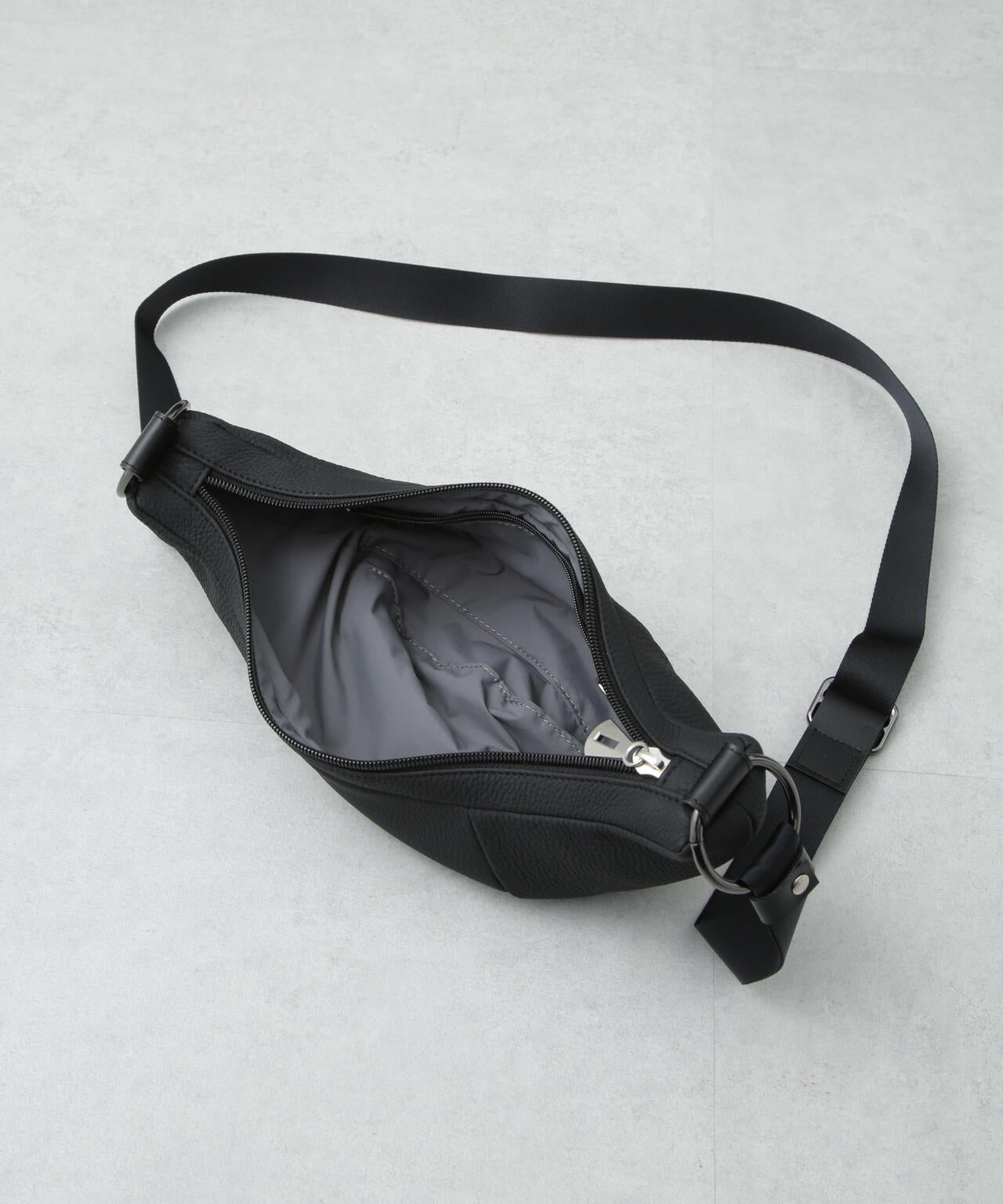 ITTI/別注 MINI MOON BAG 6706132015