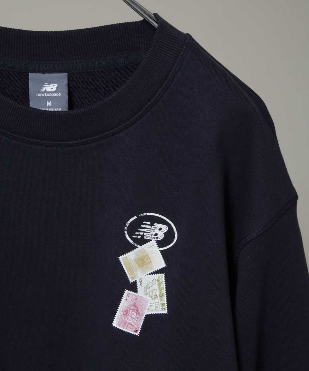 new balance/International Stamp スウェットクルー 6706223006