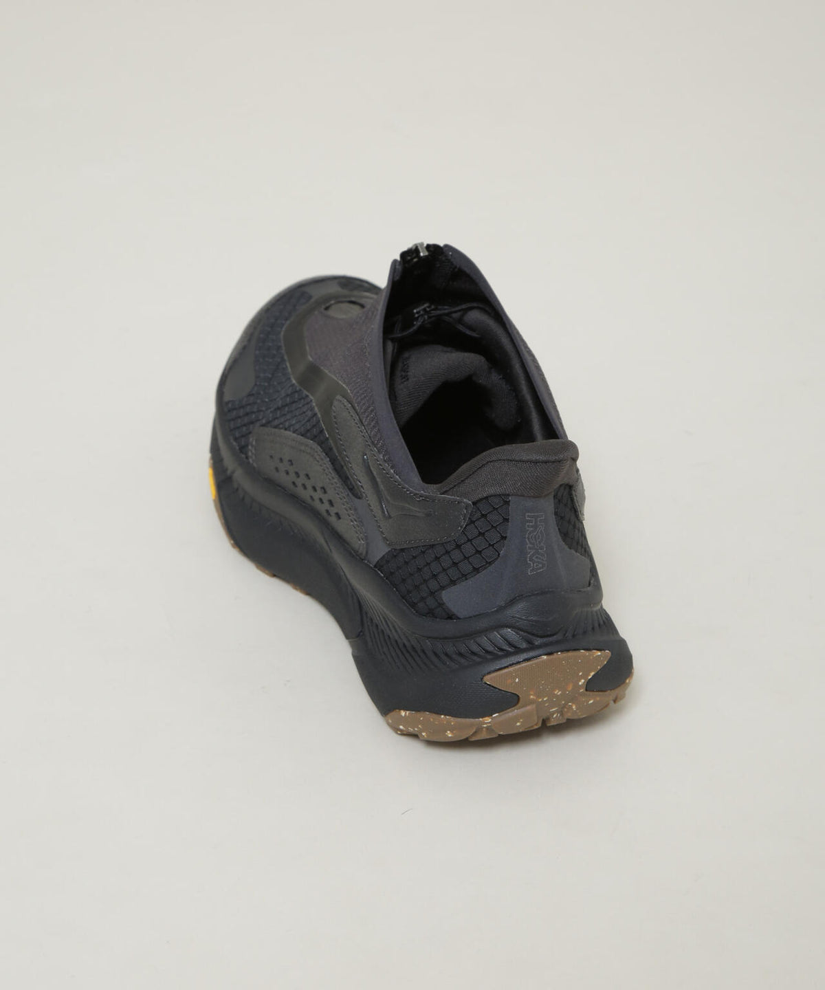 HOKA/U PROJECT TRANSPORT 6706234032