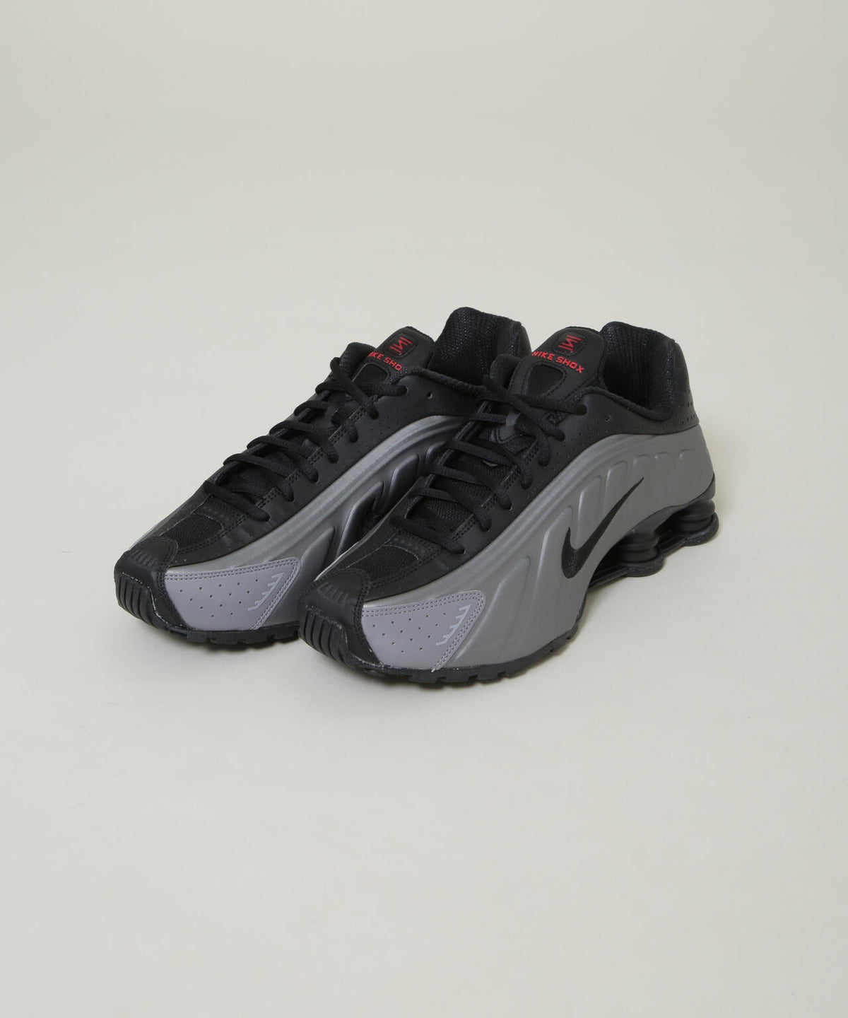 NIKE/ナイキ ショックス R4 6706234035