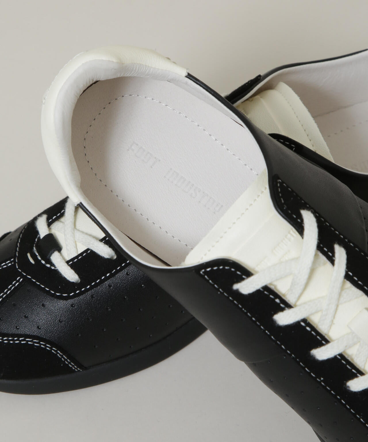 FOOT INDUSTRY/BALLET GAT 6706234151