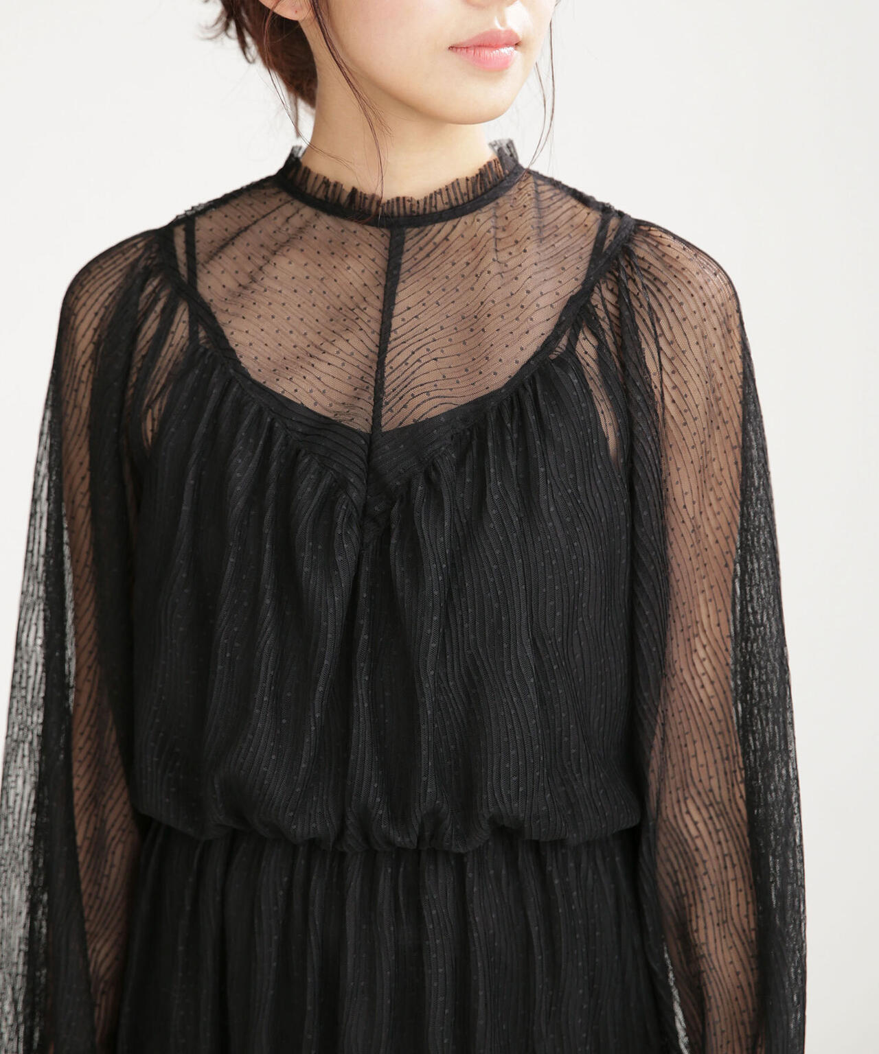 troisiemechaco/ドットプリーツチュールワンピース 6711119001