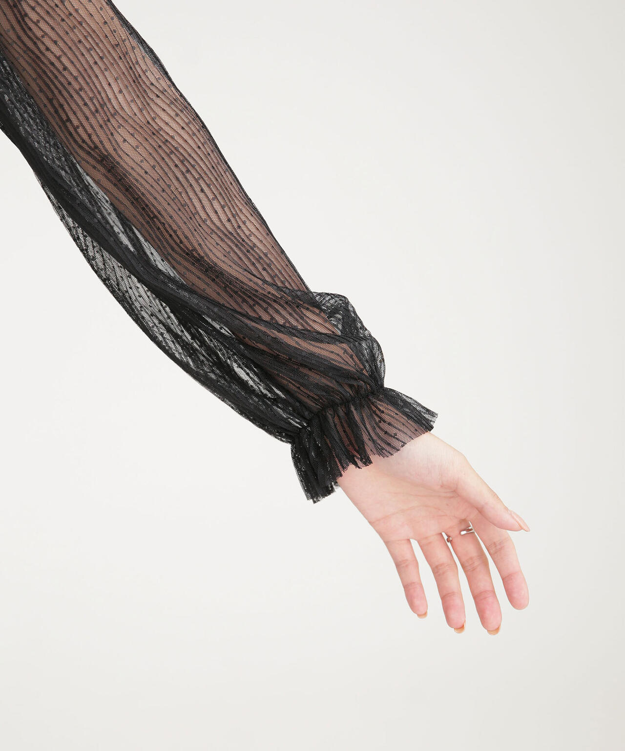 troisiemechaco/ドットプリーツチュールワンピース 6711119001