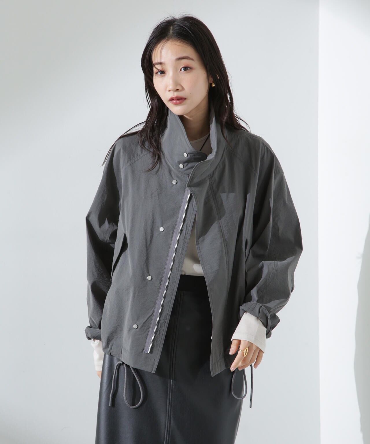 upper hights/U-51 L SHEER SHORT 6715111003