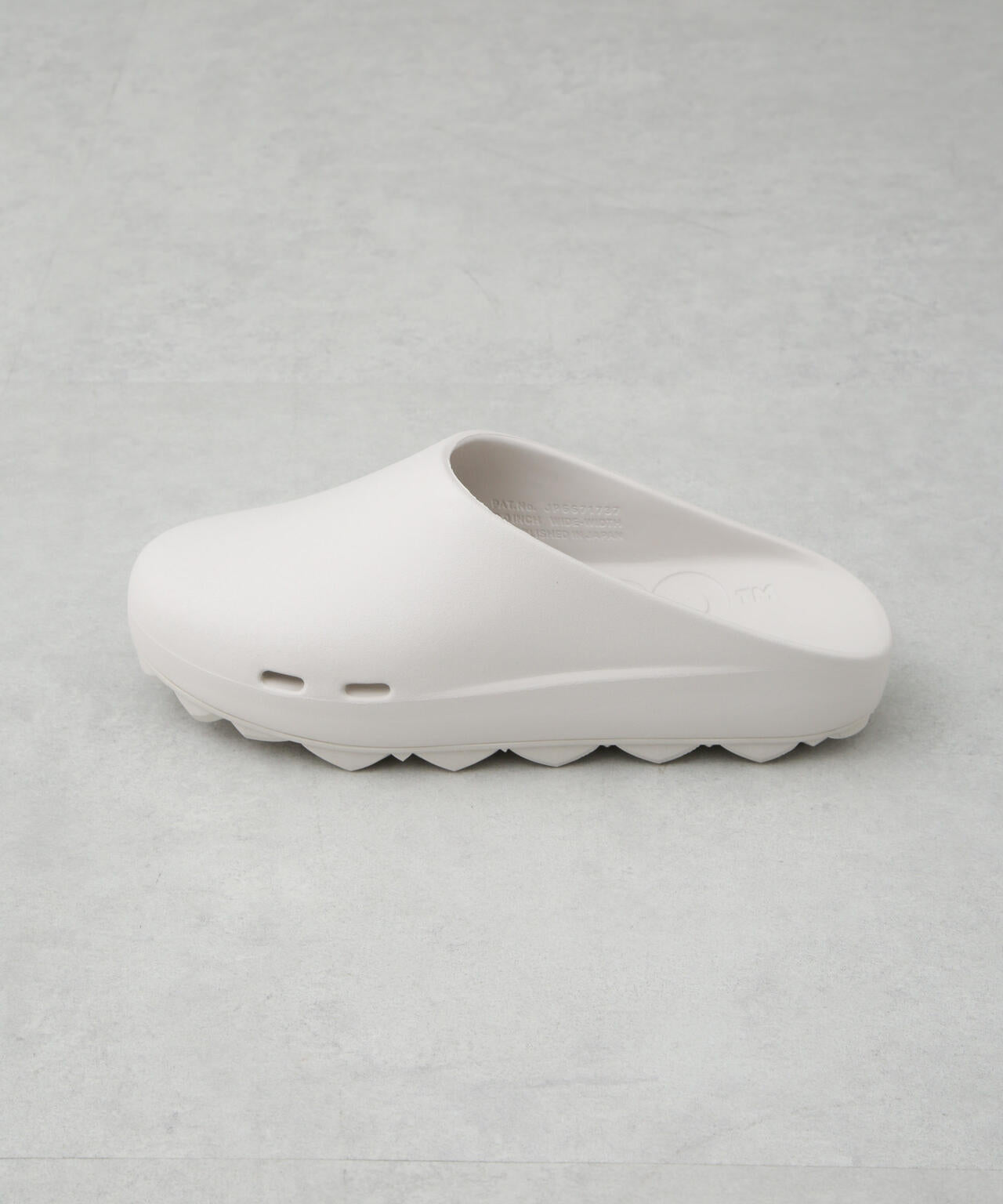 PPAOC/LUX-1 AIR STUDDED SOLE 6715133014