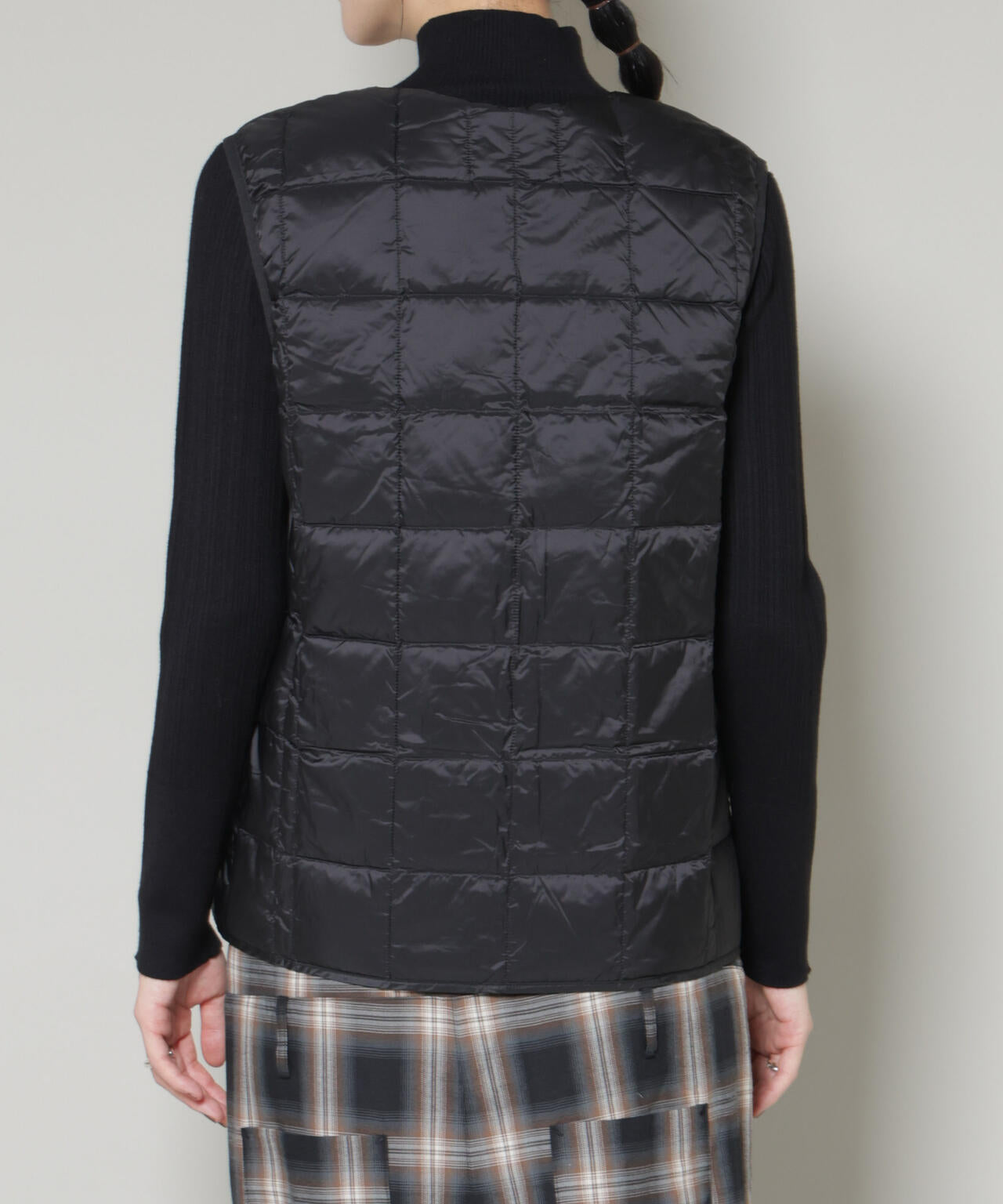 TAION/クルーネックボタンダウンベスト 6715214008