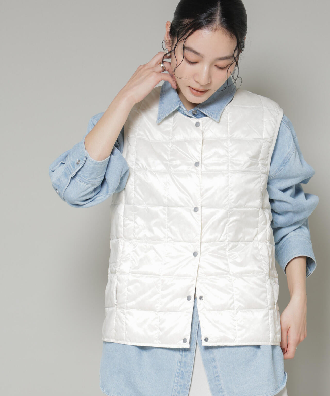 TAION/クルーネックボタンダウンベスト 6715214008