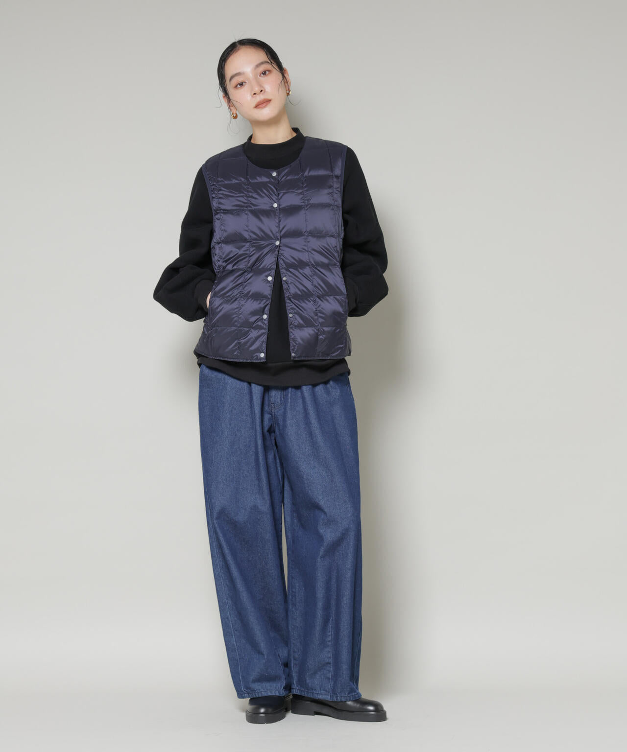 TAION/クルーネックボタンダウンベスト 6715214008