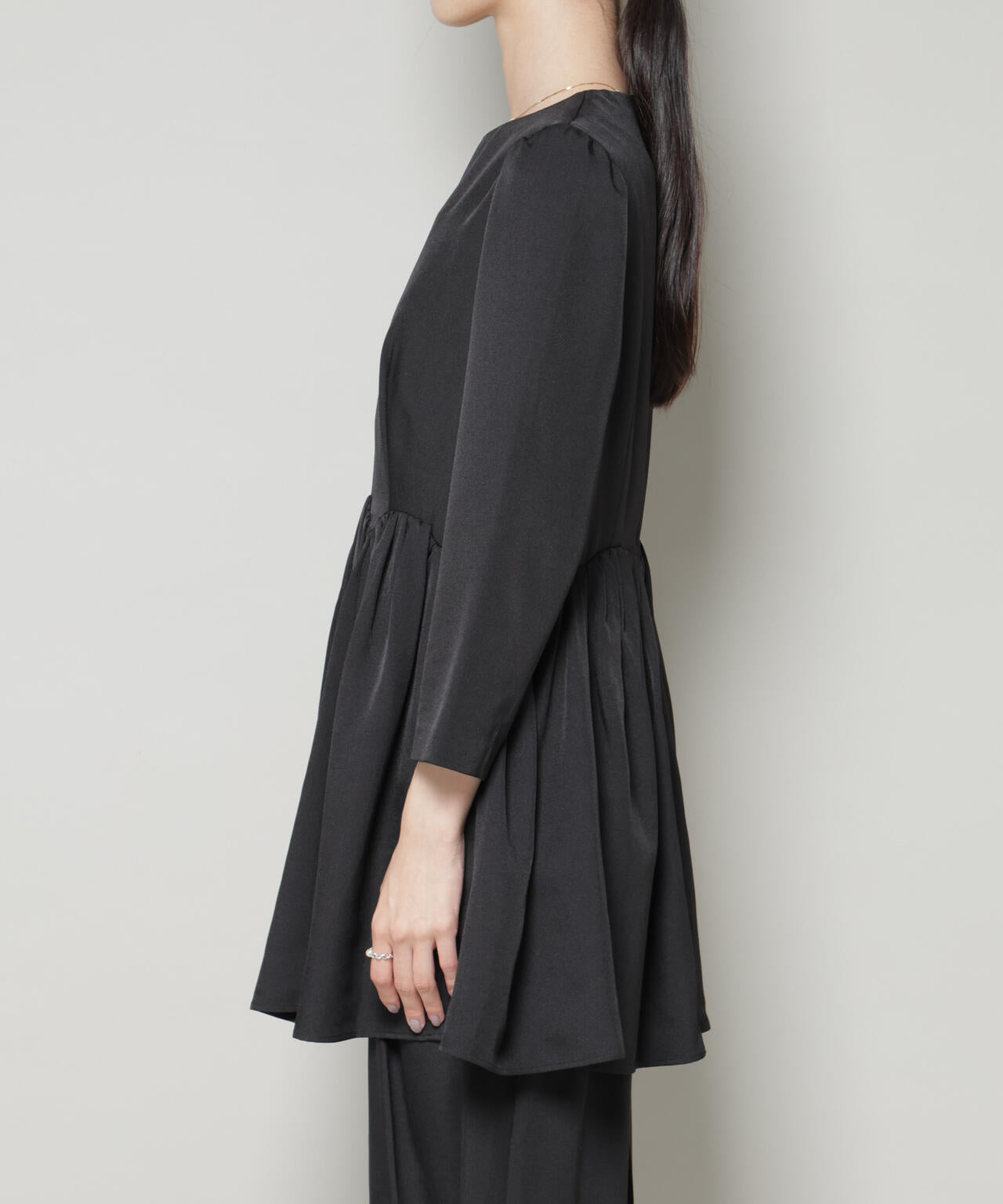 troisieme chaco/TWILL ペプラムトップス(セットアップ可) 6715220034