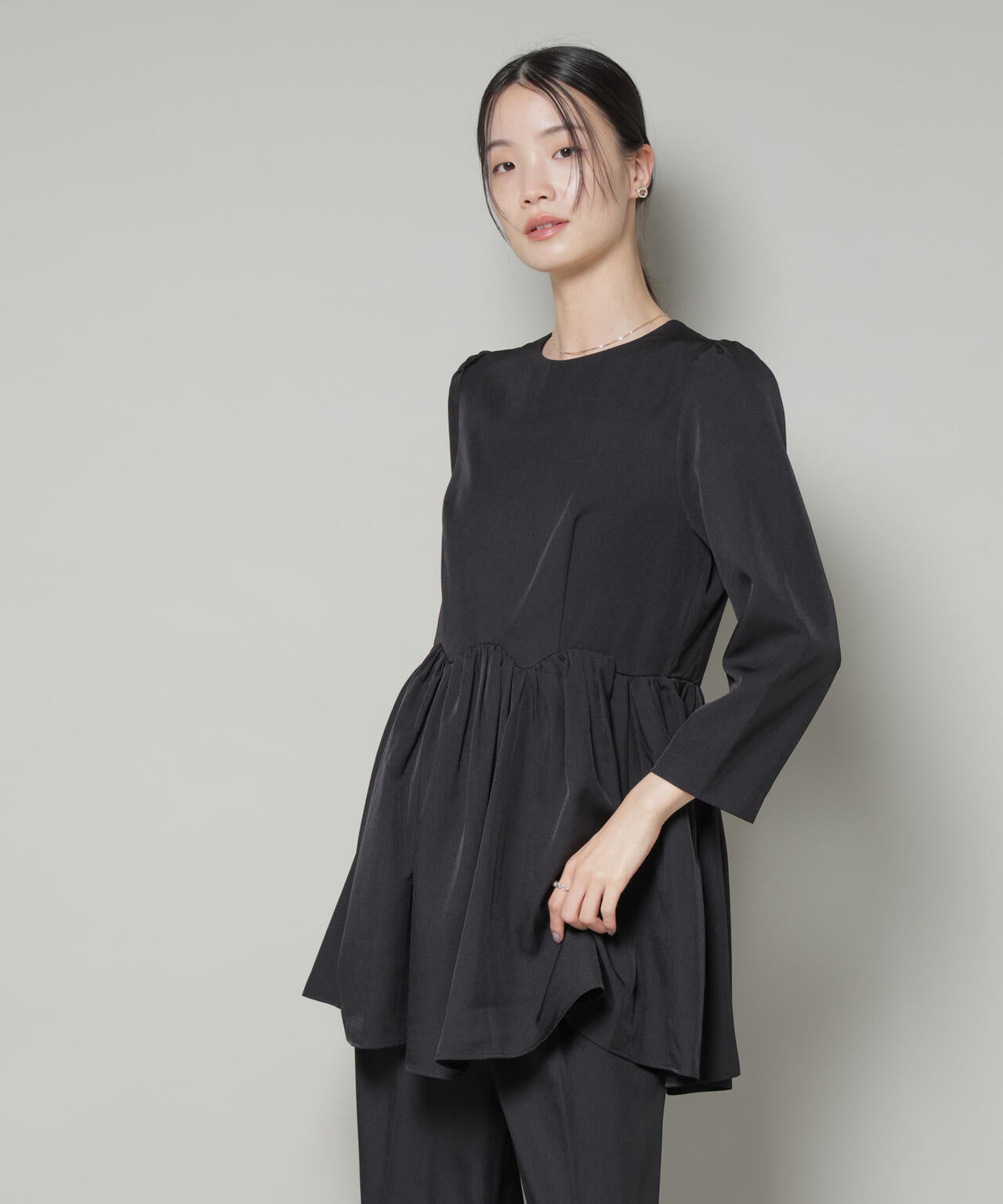 troisieme chaco/TWILL ペプラムトップス(セットアップ可)