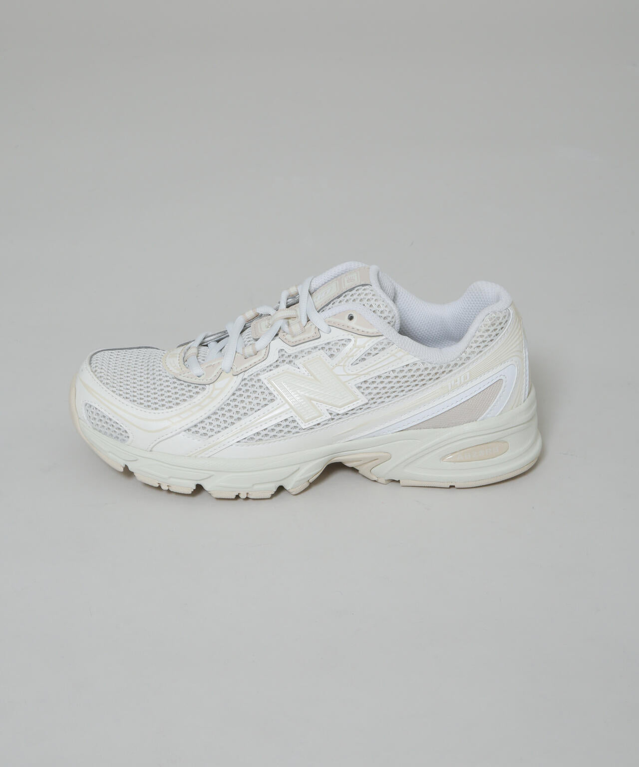 new balance/740 6715234059