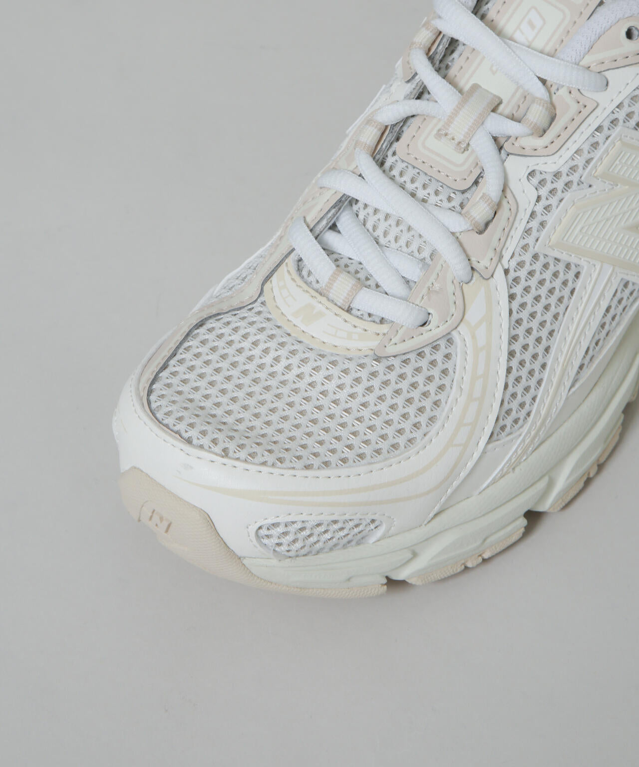 new balance/740 6715234059