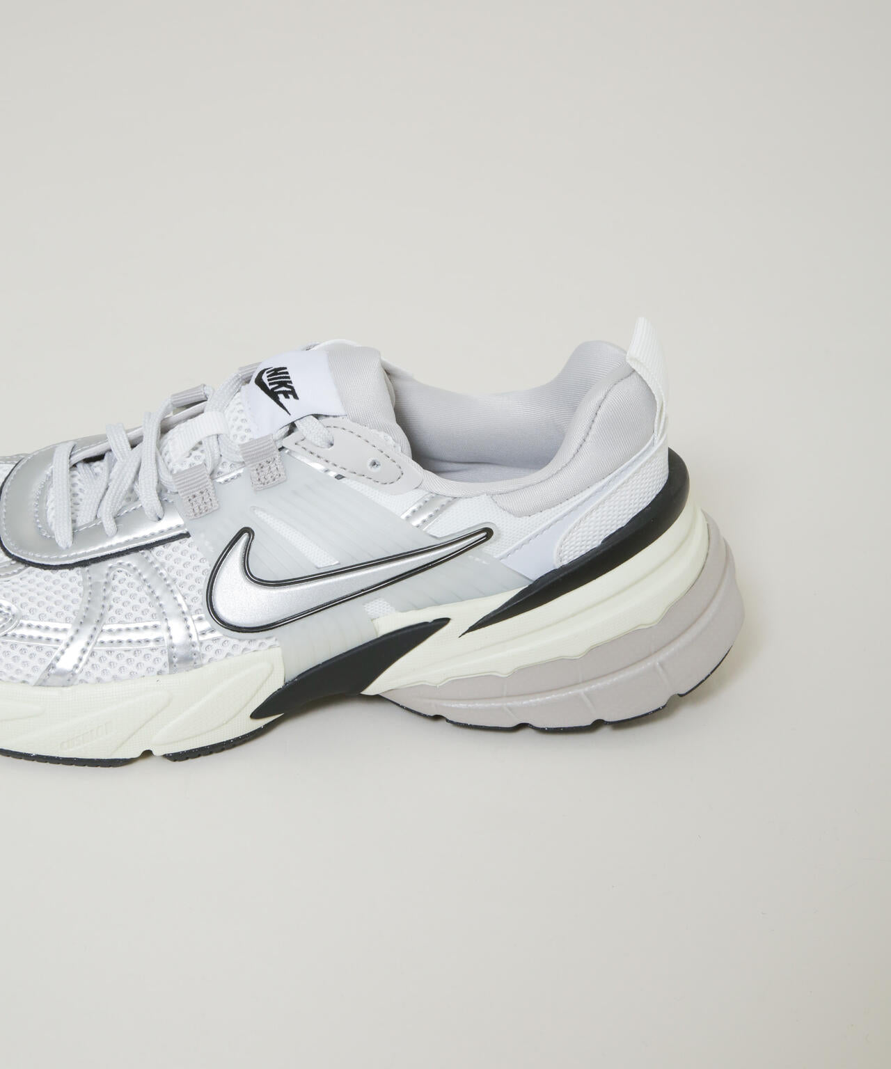 NIKE/ナイキ ウィメンズ V2K ラン 6716134012