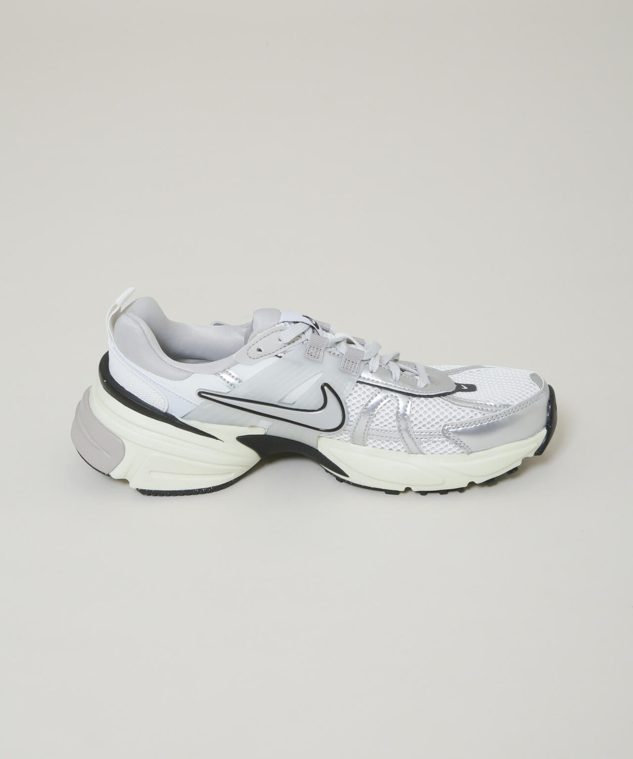 NIKE/ナイキ ウィメンズ V2K ラン 6716134012