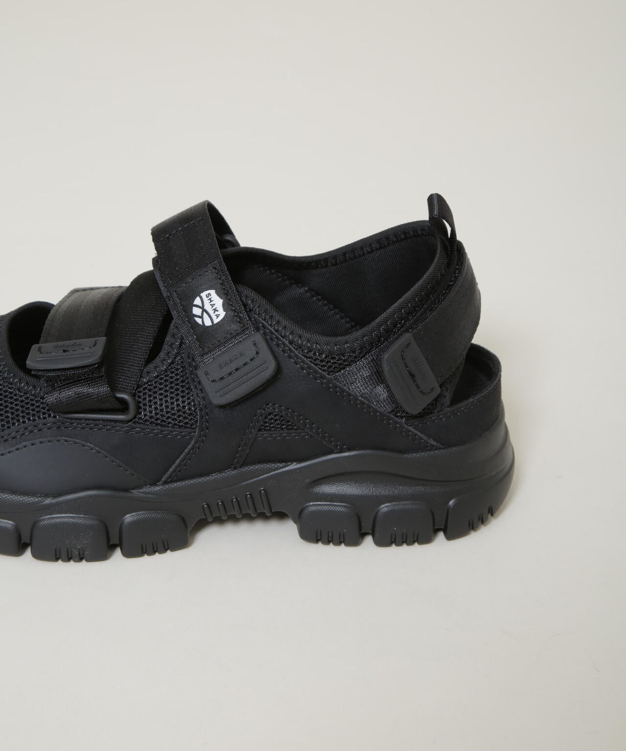 SHAKA/OTTER TRAIL AT 6716134046