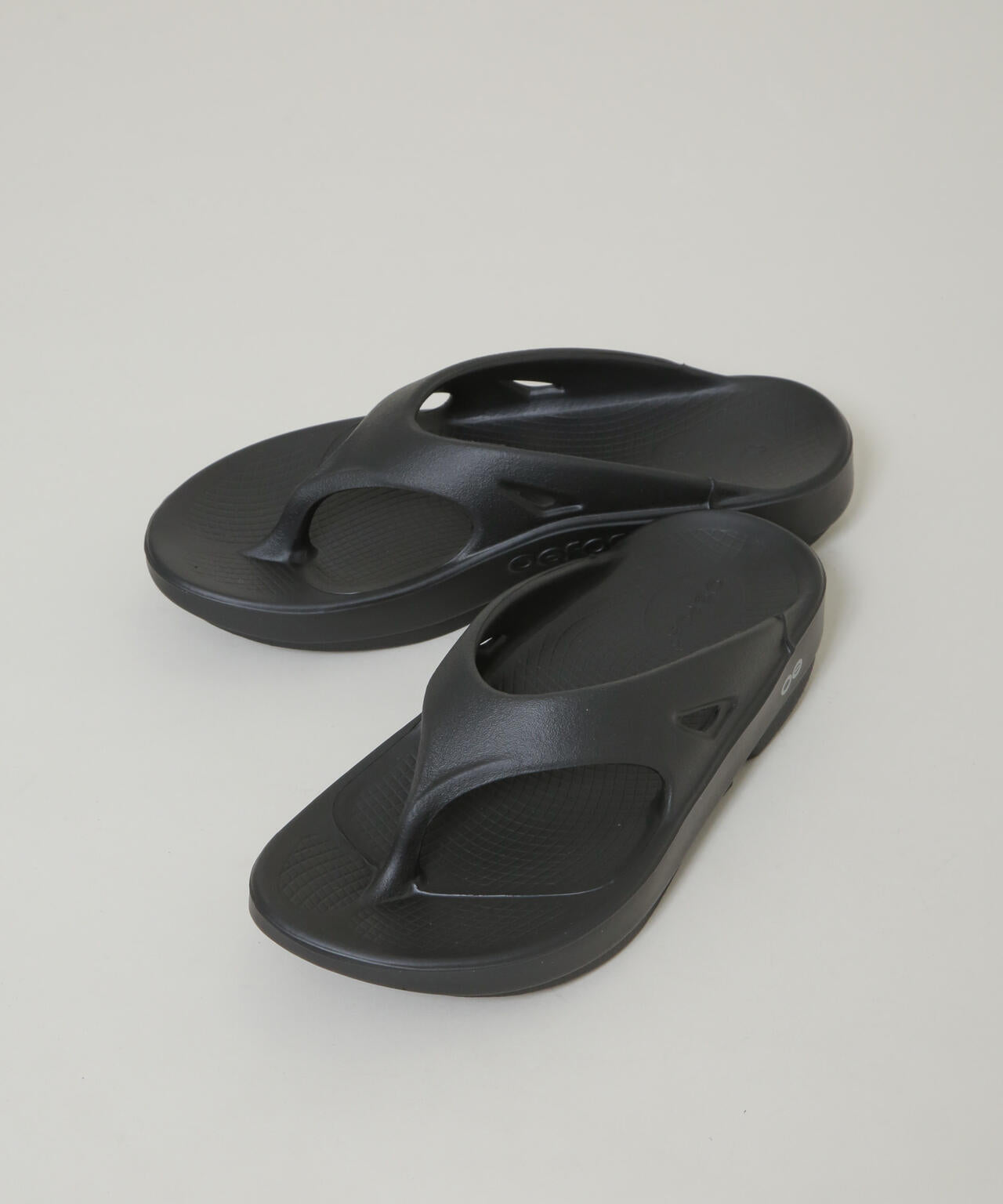 OOFOS/Ooriginal Black