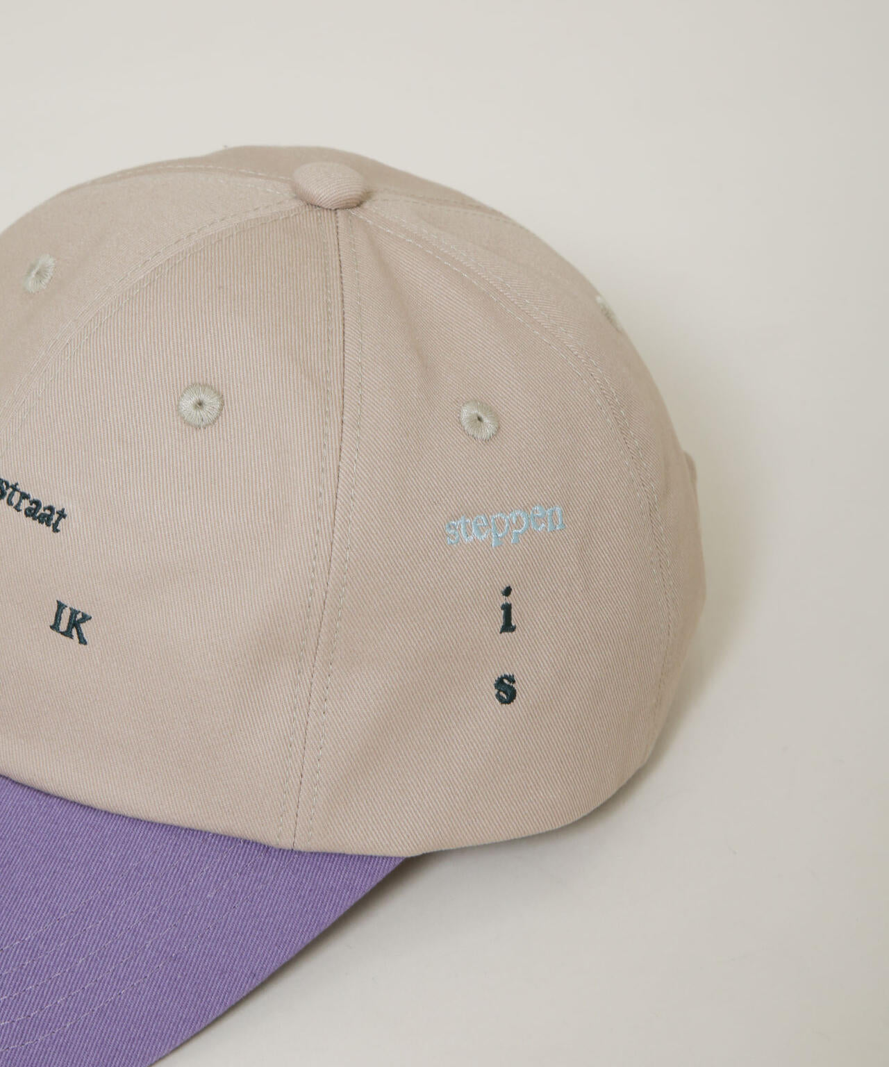 LY/Boeken cap 6716139007