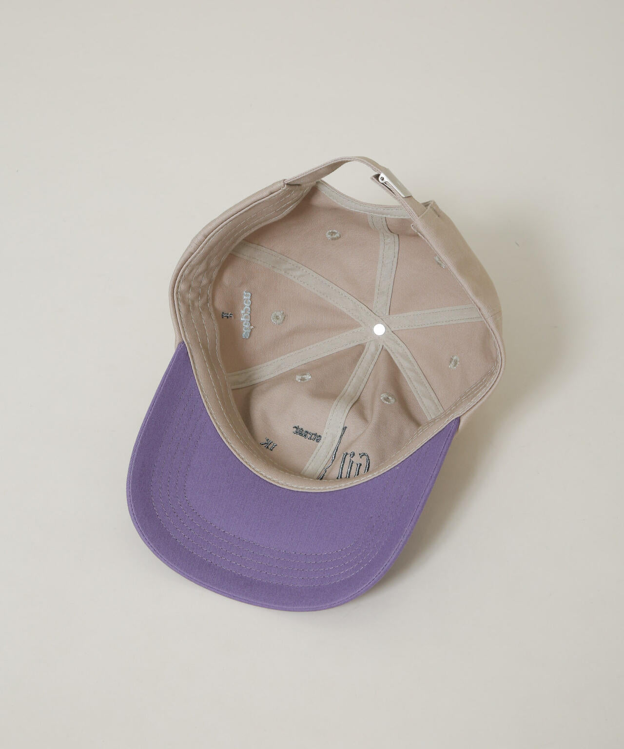 LY/Boeken cap 6716139007