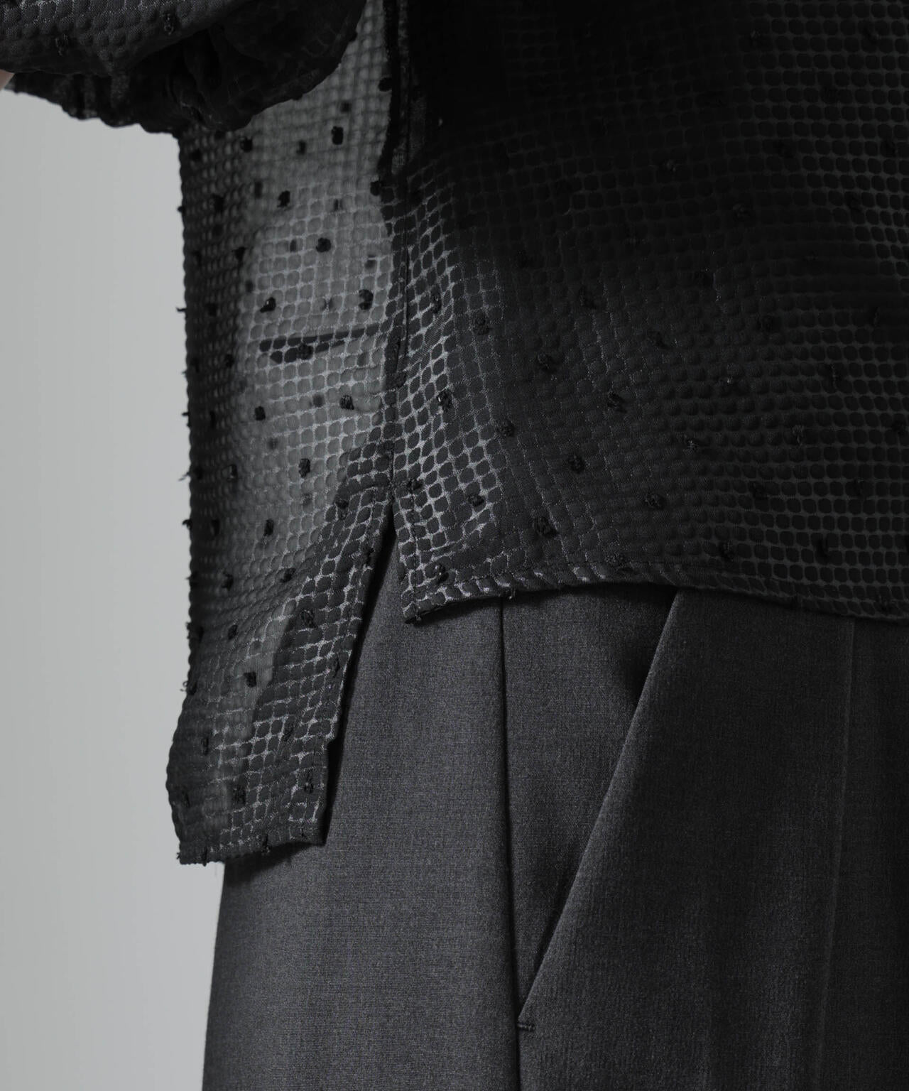 troisiemechaco/SEER PUFFY JAQUARD ブラウス 6716221002