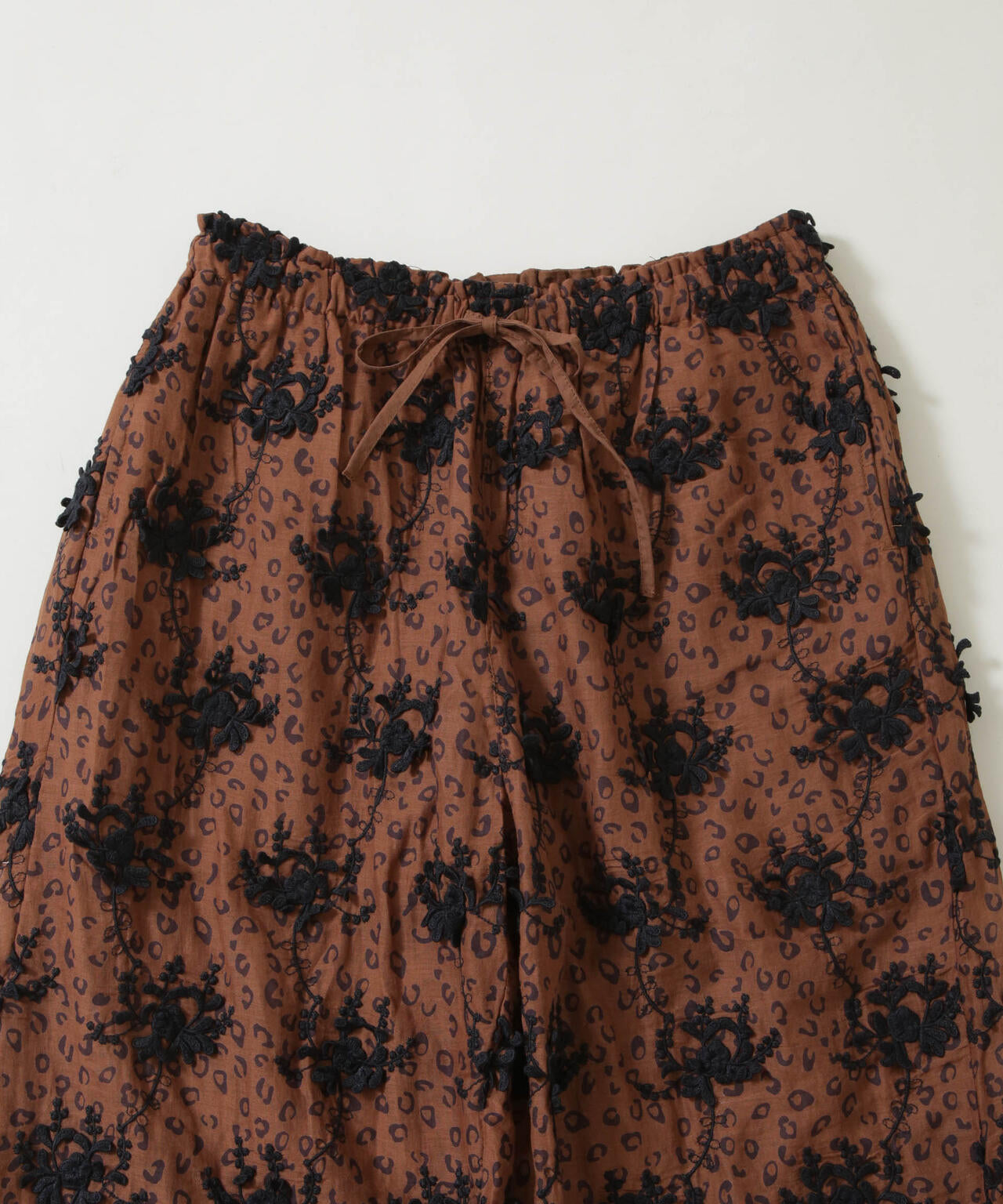 crinkle crinkle crinkle/3D embroidery leopard pants(セットアップ可) 6716227006