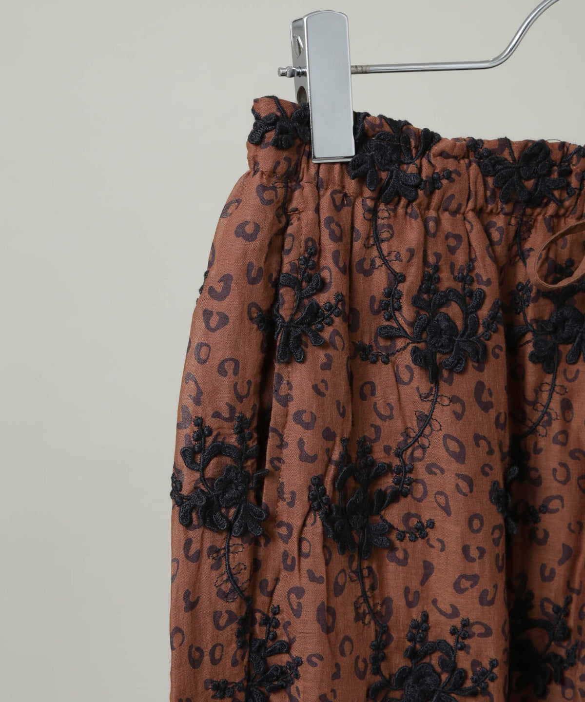 crinkle crinkle crinkle/3D embroidery leopard pants(セットアップ可) 6716227006