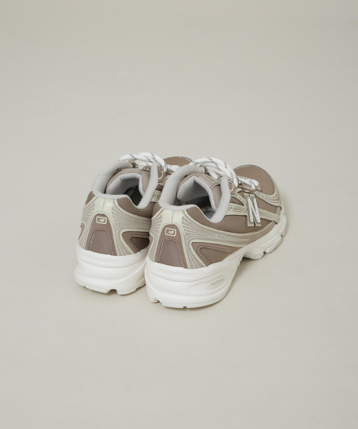 new balance/740 LIGHT BROWN 6716234051