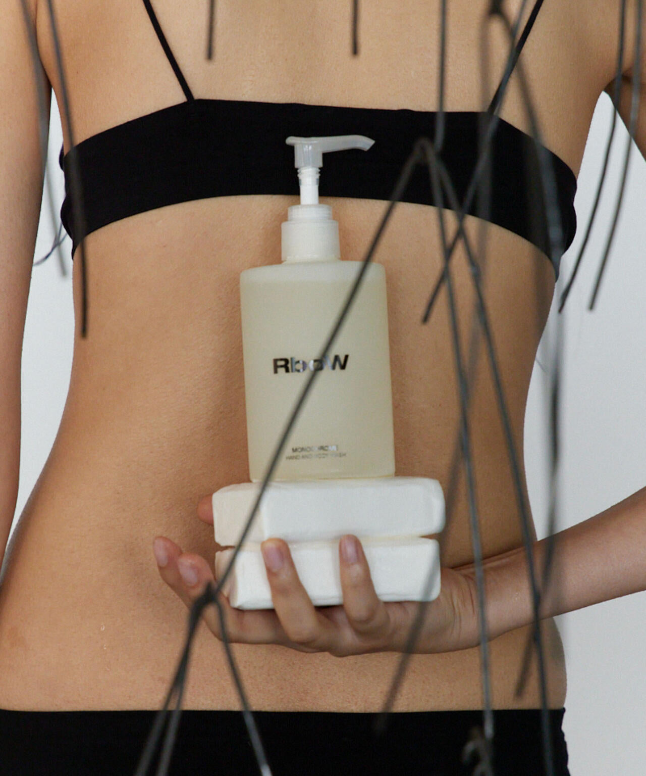 RboW/HAND AND BODY WASH MONOCHROME 6716253026