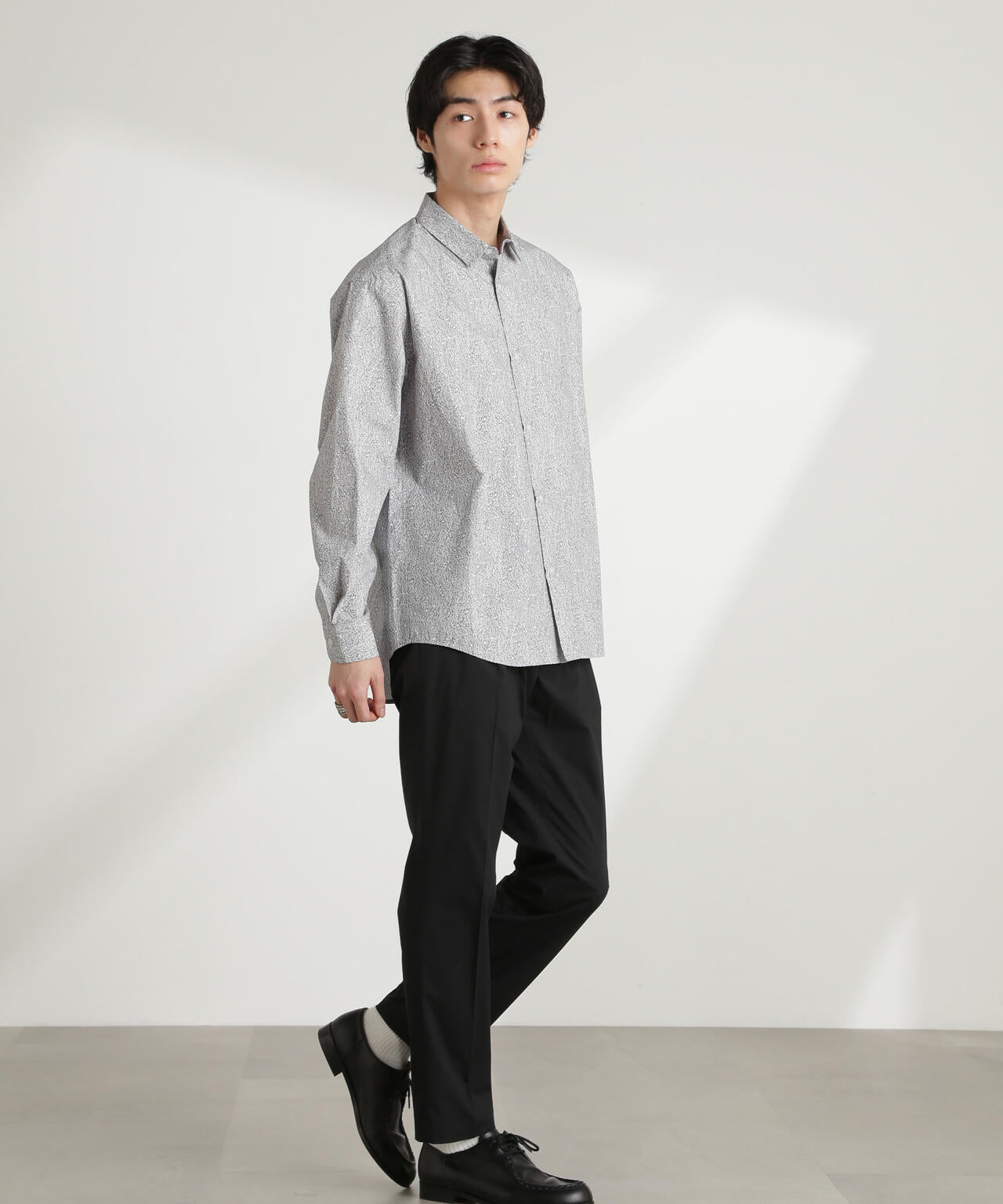 オリジナルパターンフラワープリントシャツ 長袖 6725120212