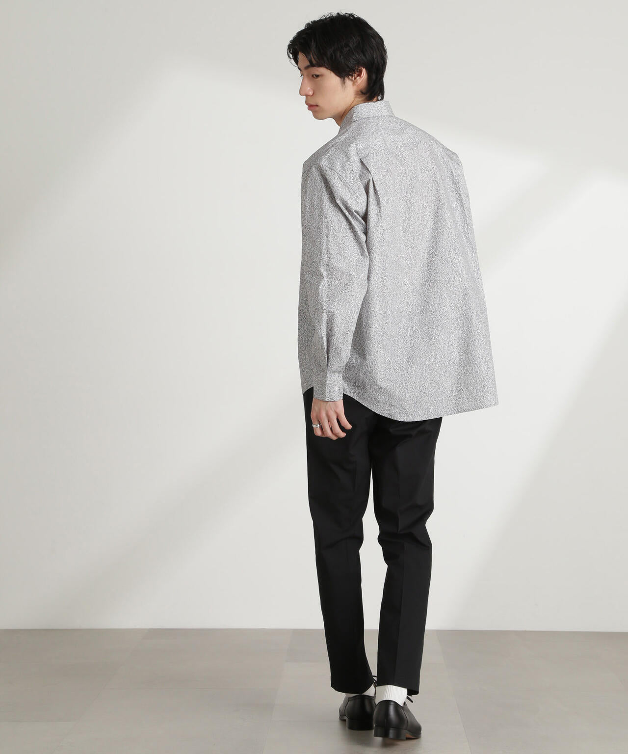 オリジナルパターンフラワープリントシャツ 長袖 6725120212