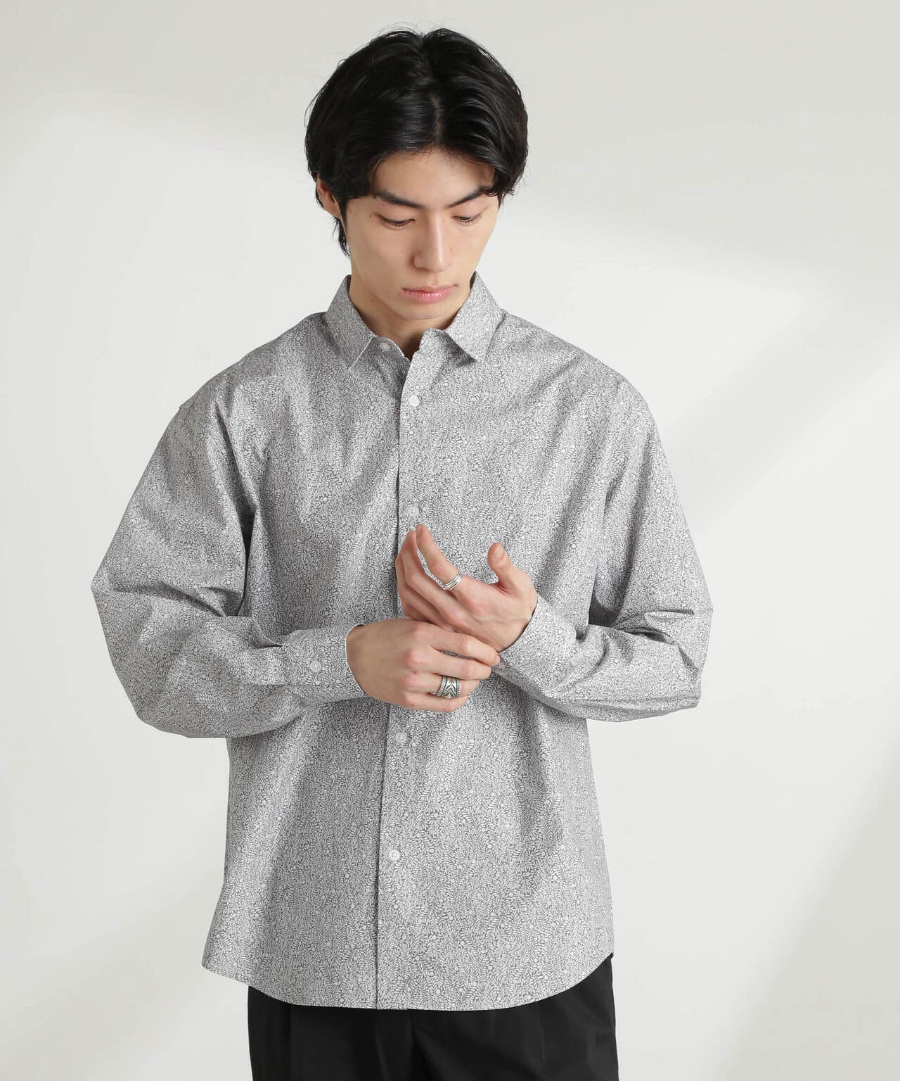 オリジナルパターンフラワープリントシャツ 長袖 6725120212