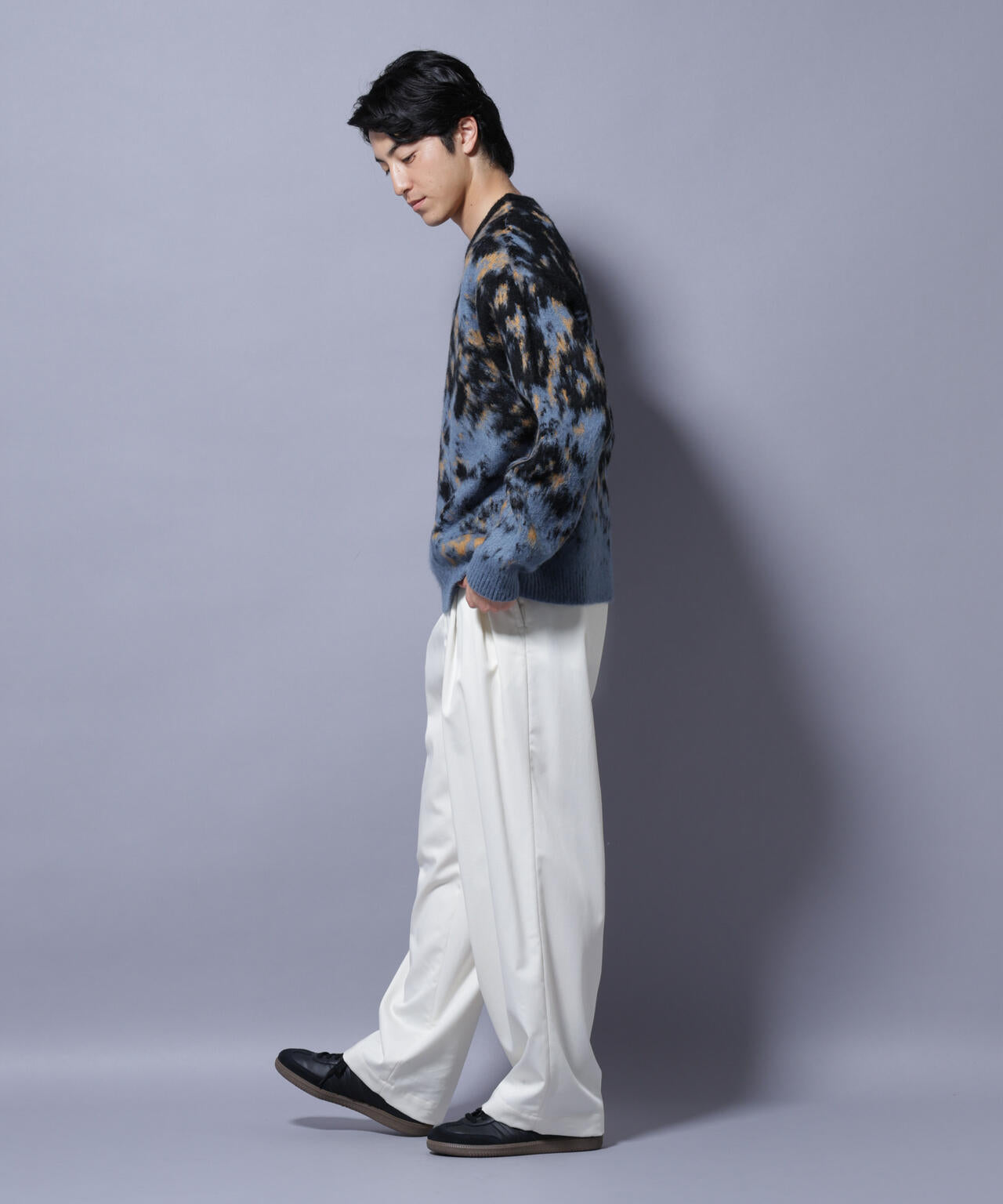 アート柄クルーネックニット2 ブライトカラー 6725222211