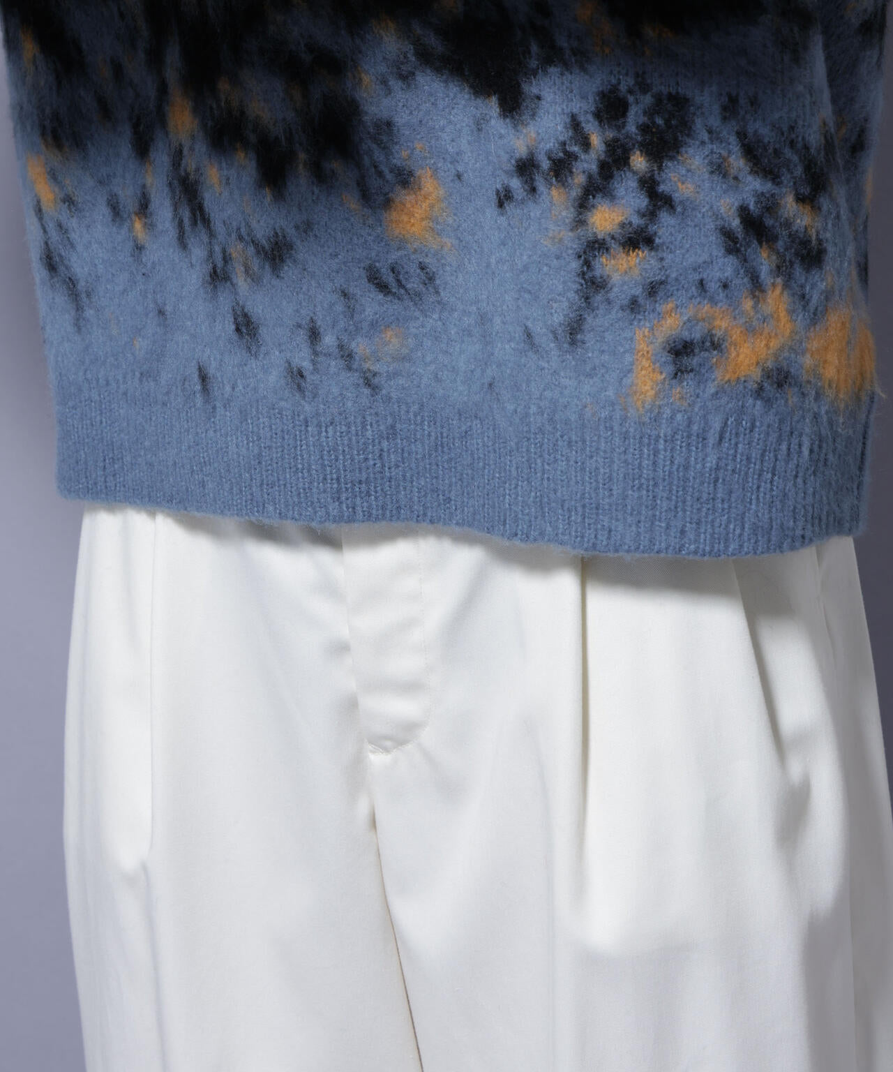 アート柄クルーネックニット2 ブライトカラー 6725222211