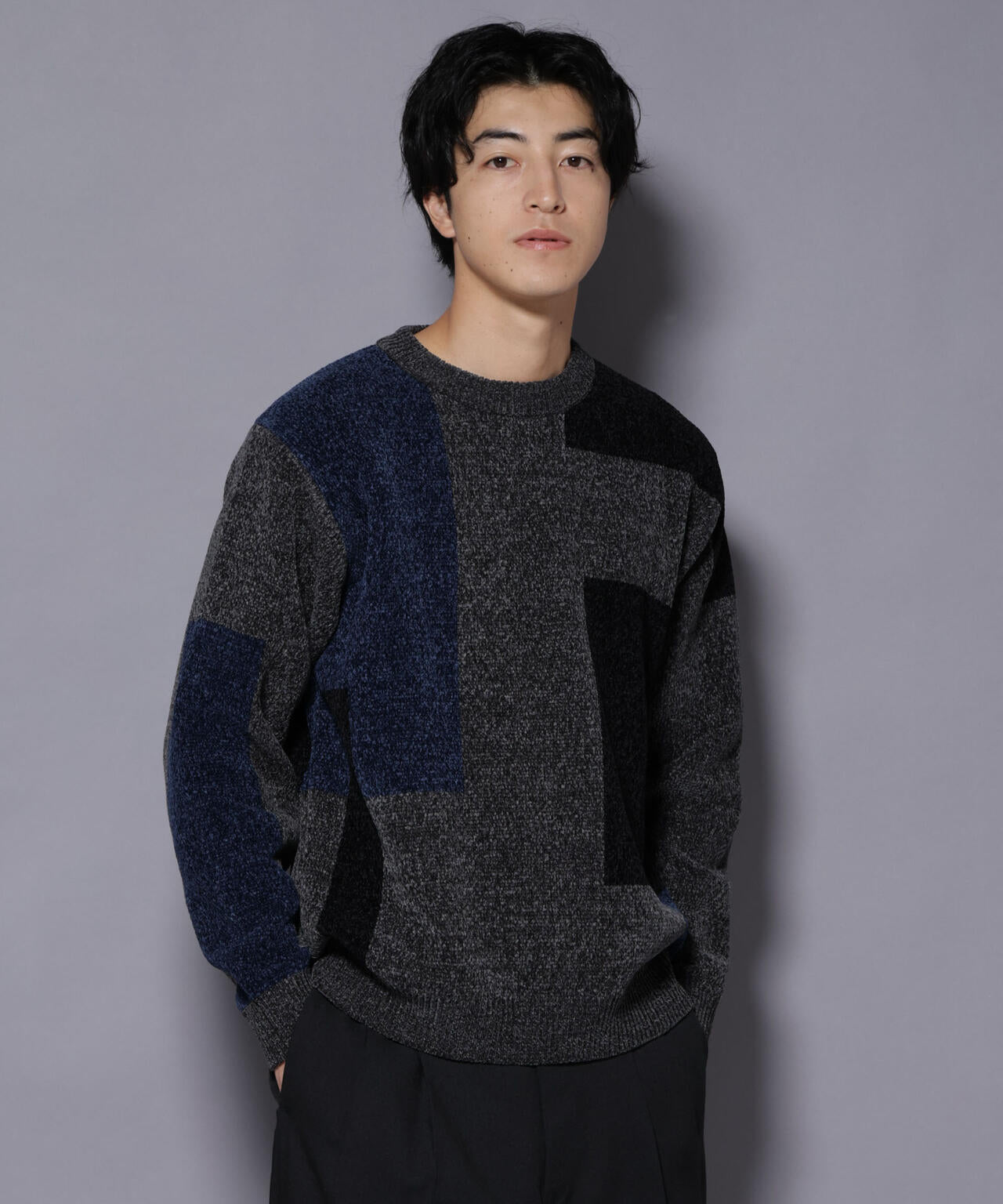 モールヤーンブロッキングニット