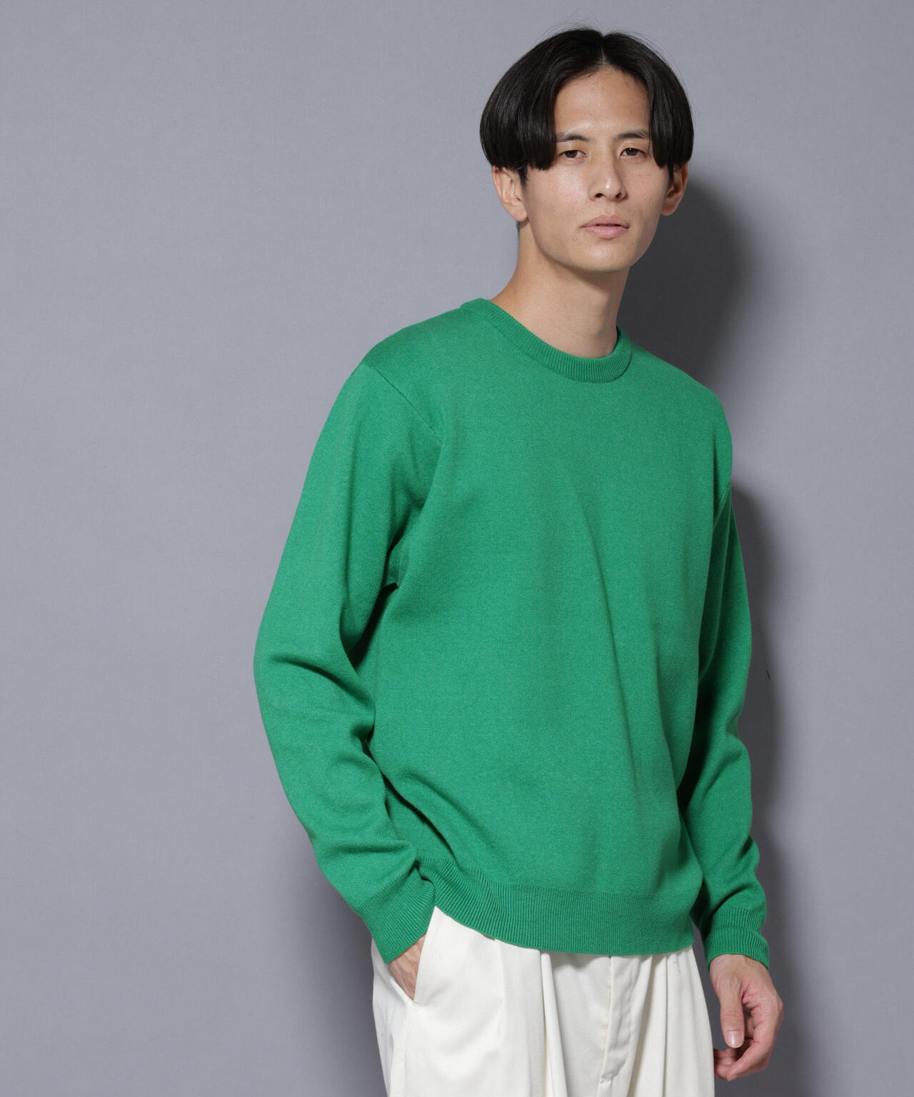 シルク混クルーネックニット