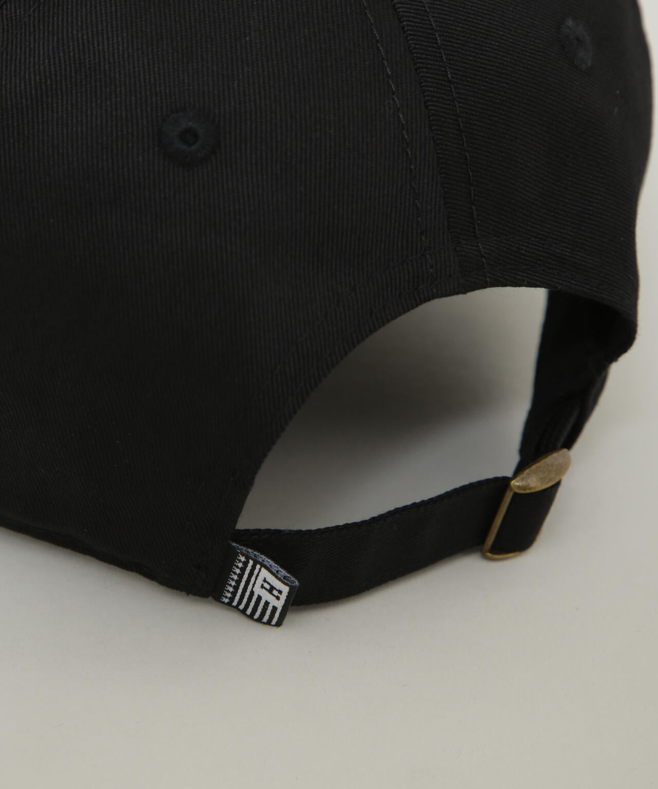 Healthknit/別注 ツイルペナント刺繍キャップ 6725239012