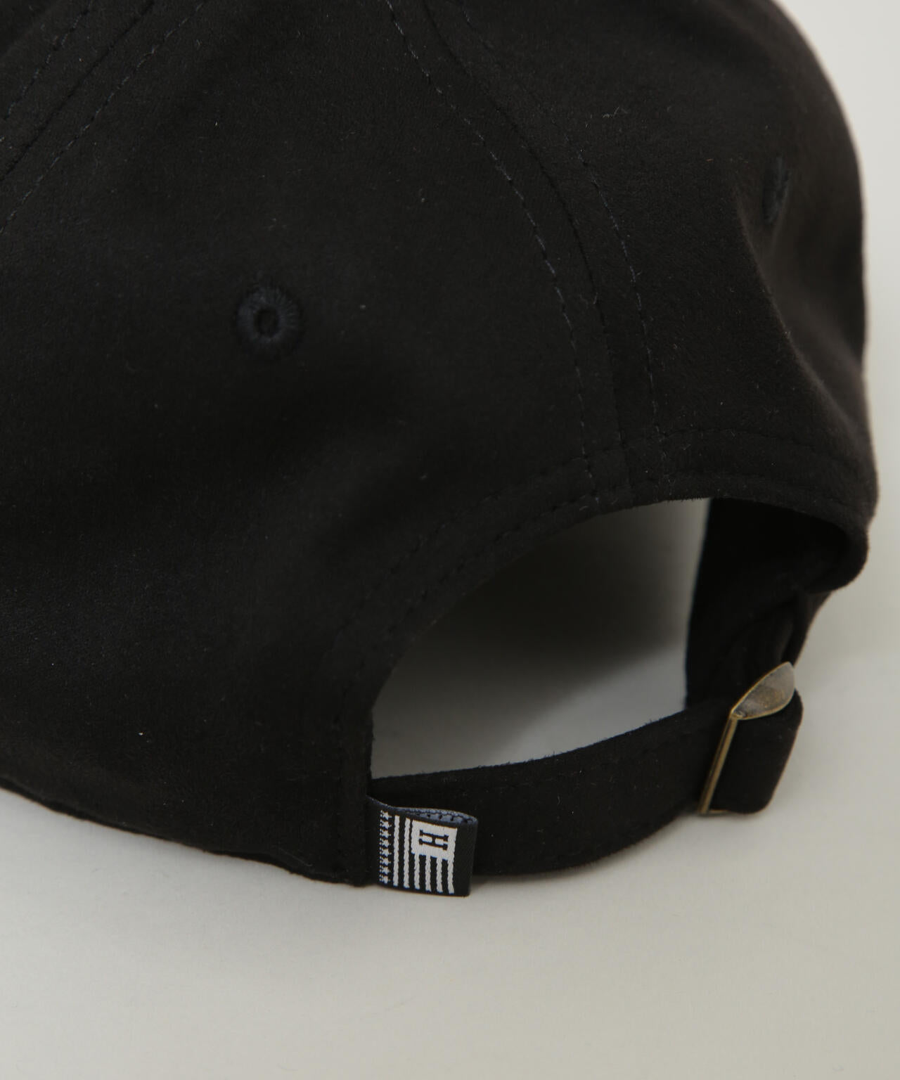 Healthknit/別注 フェイクスエードペナント刺繍キャップ 6725239014