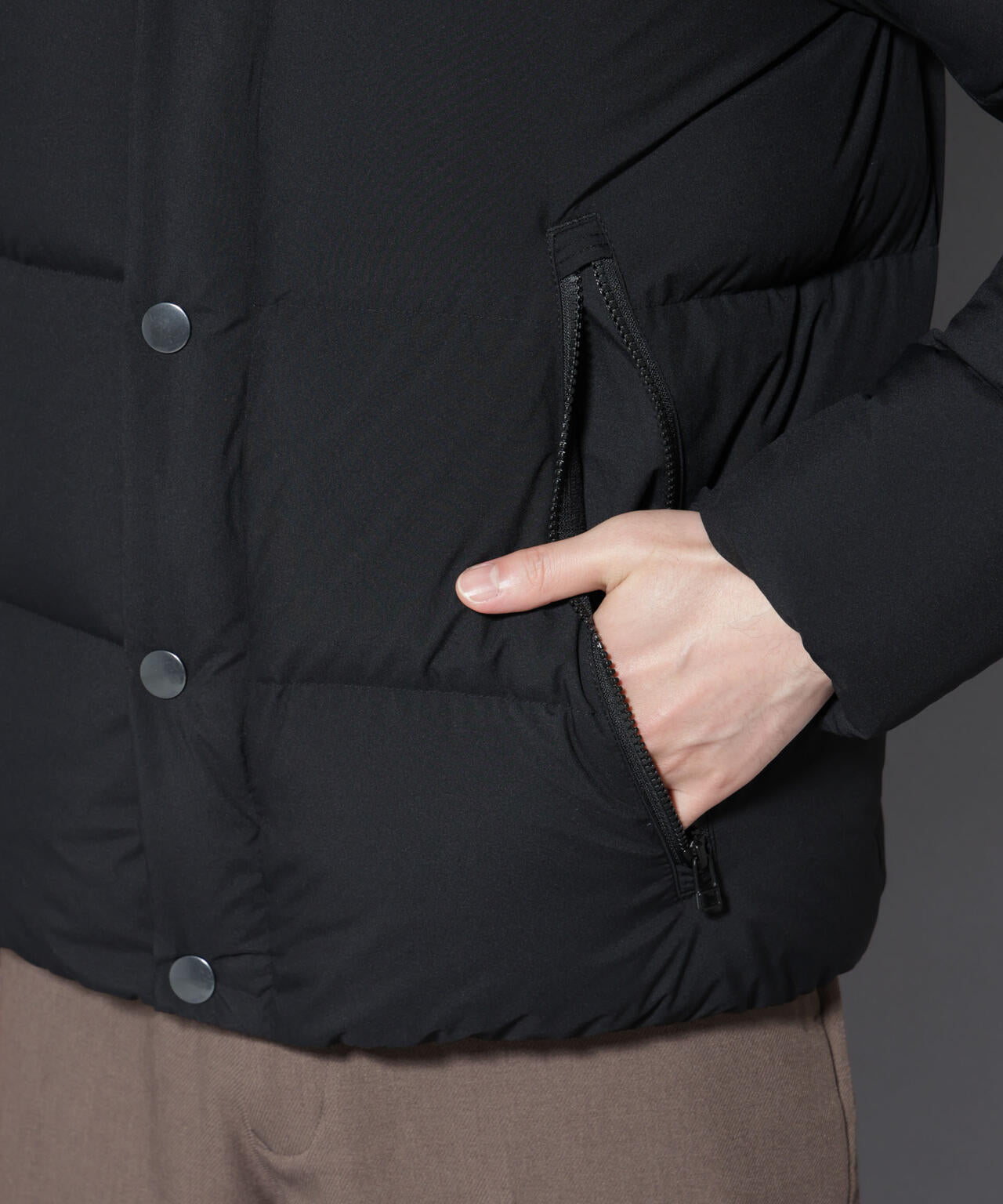 anewdown(R)フルダルステッチフーデット撥水ダウン 6726114202