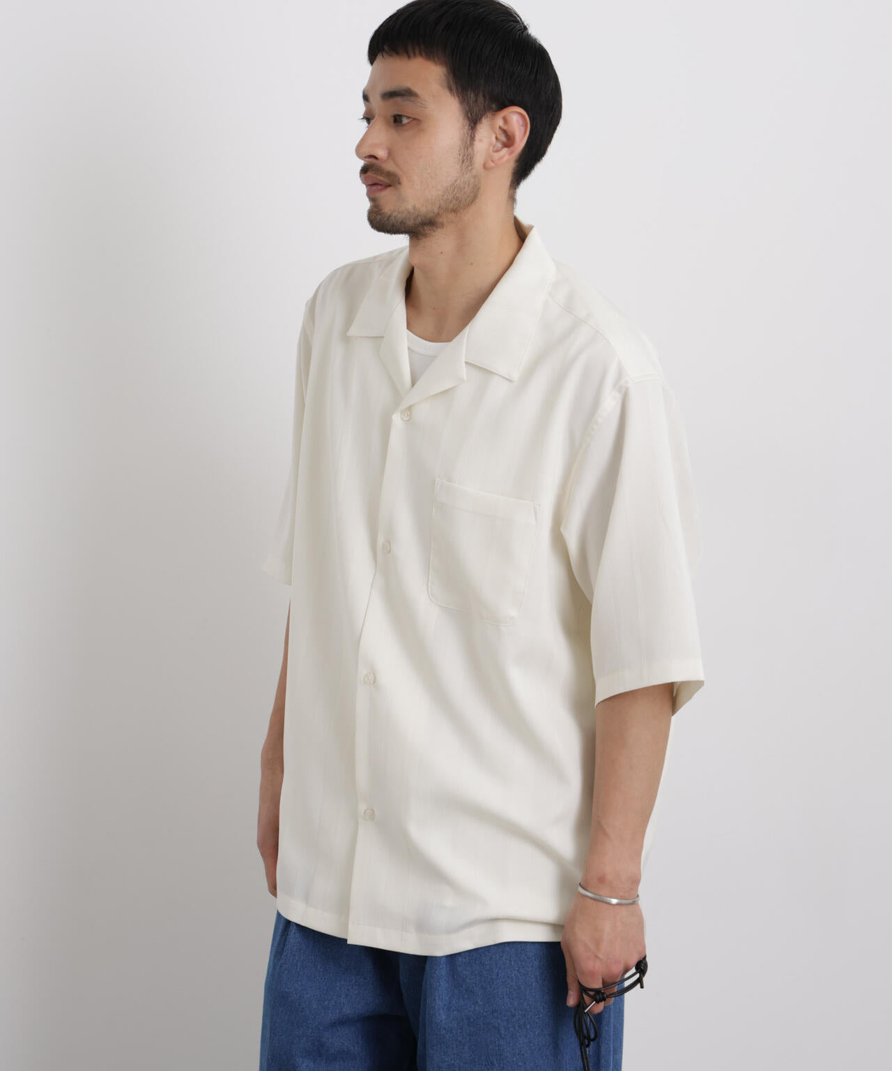 180cm　B:89 W:70 H:91 着用サイズ：L