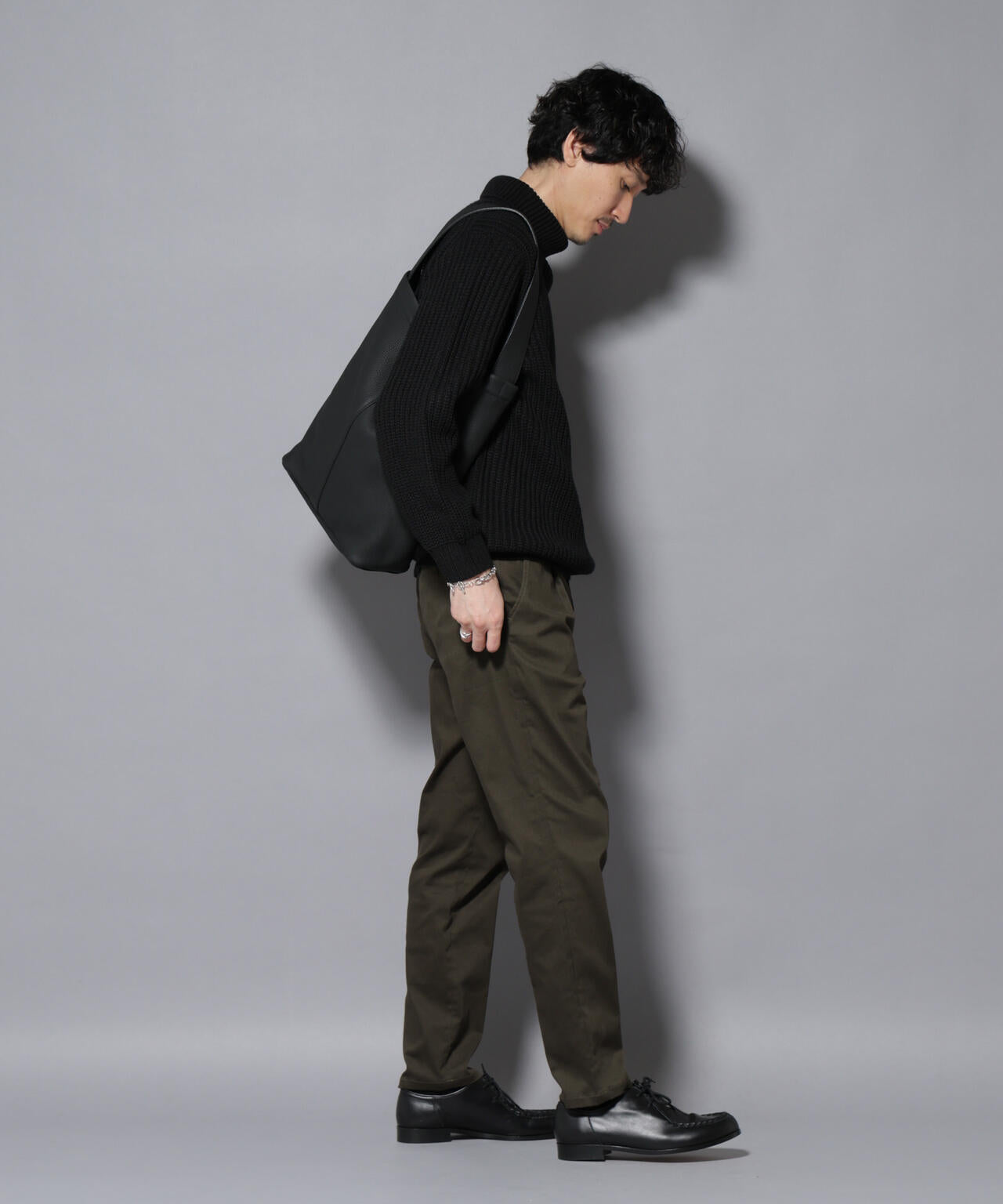 ローゲージタートルニット 6726122208