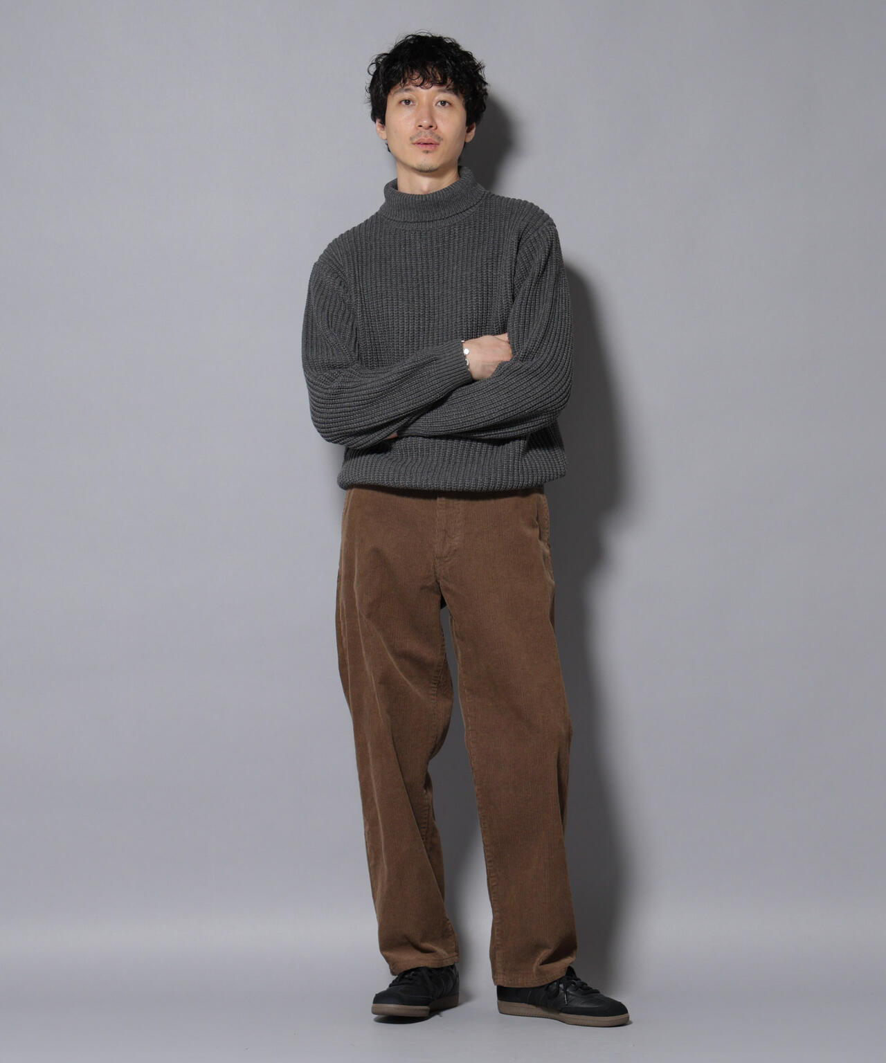 ローゲージタートルニット 6726122208