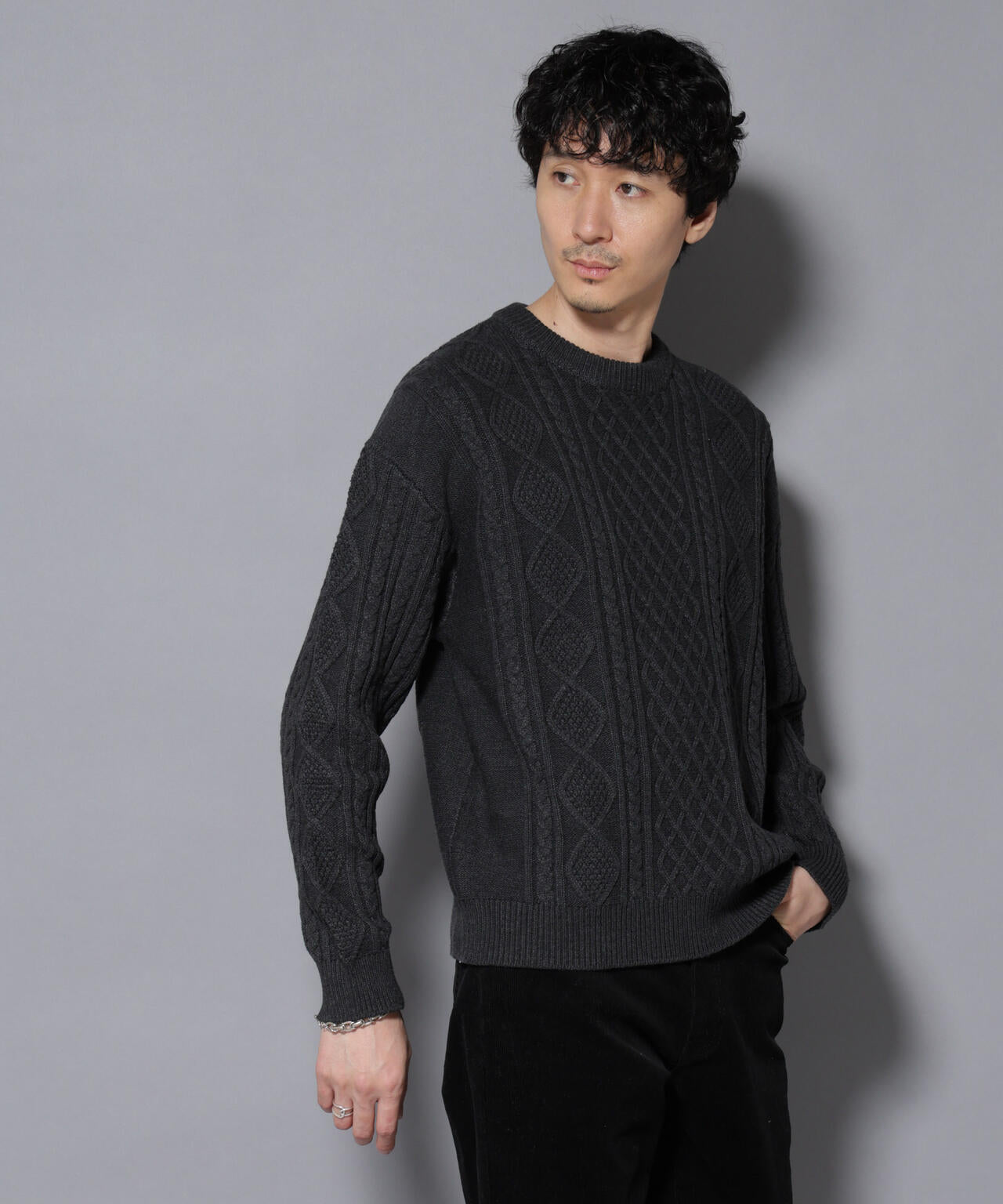 コットンMIXバルキーケーブルニット 6726122211