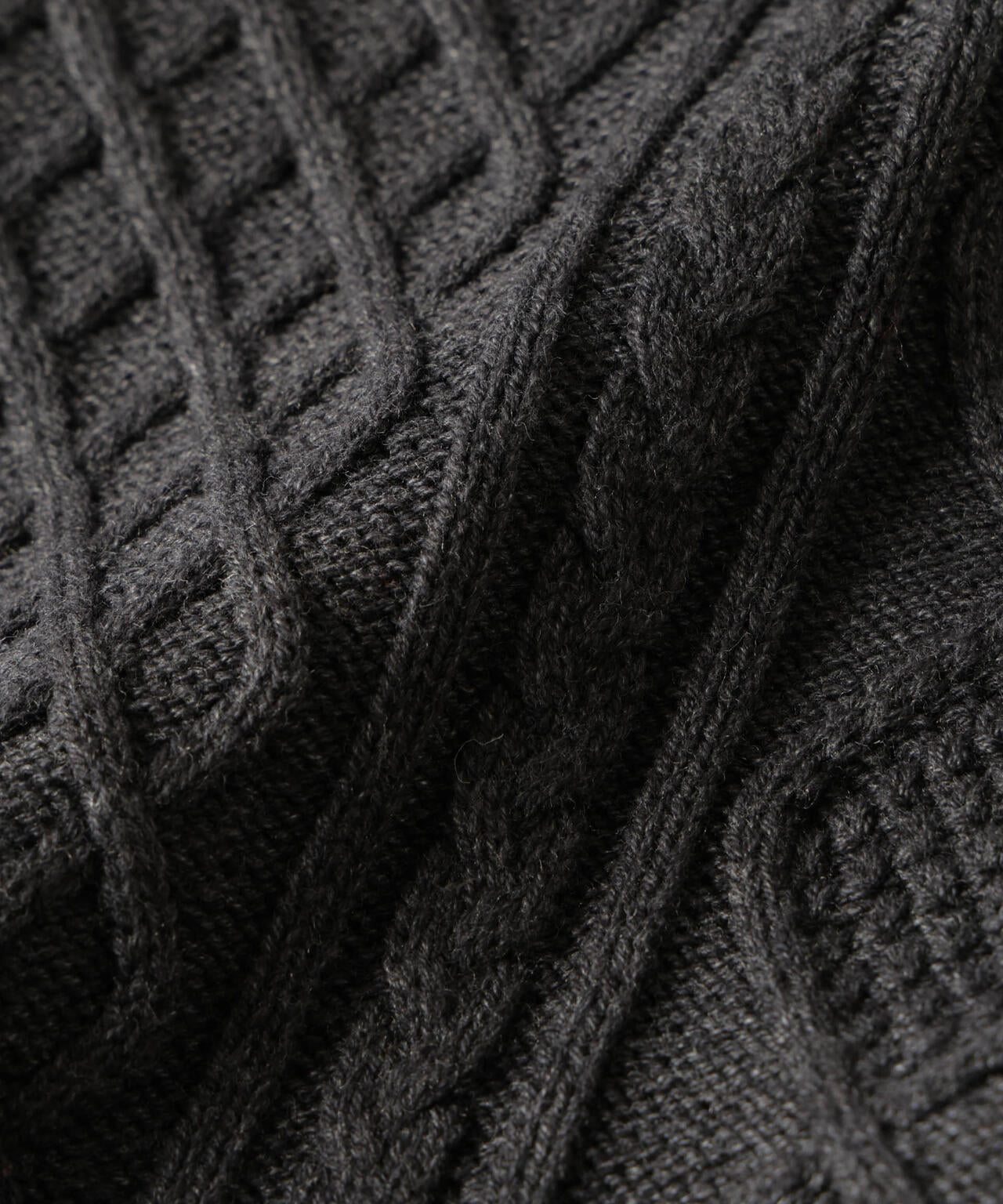 コットンMIXバルキーケーブルニット 6726122211