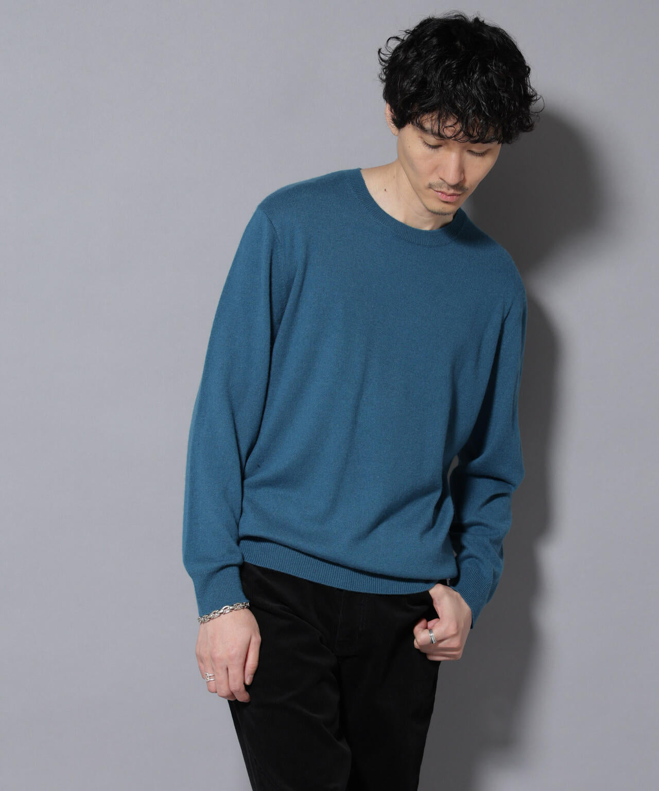 カシミヤミックスクルーネックニット 6726122212