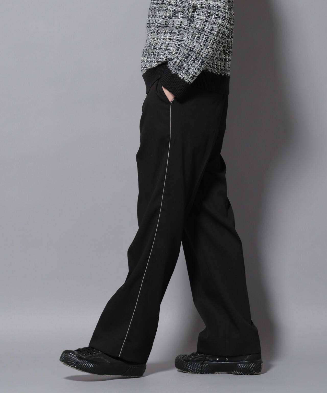 ウォーム側章ストレートスラックス