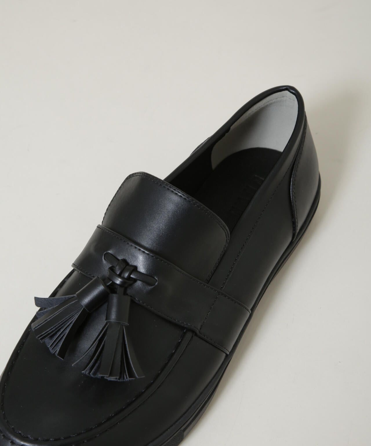 タッセルローファースニーカー 6726133201