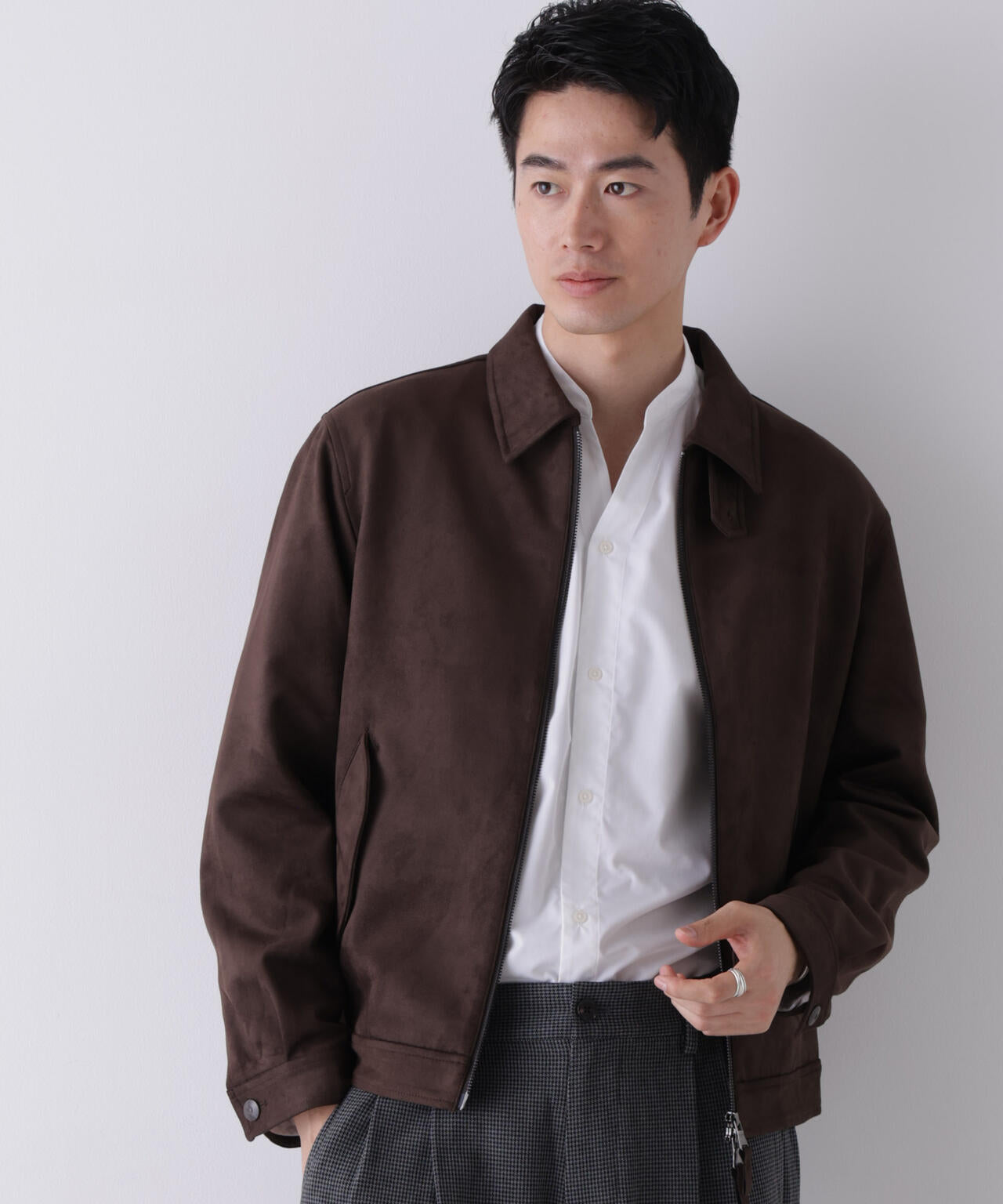 185cm　B:92 W:77 H:90 着用サイズ：L