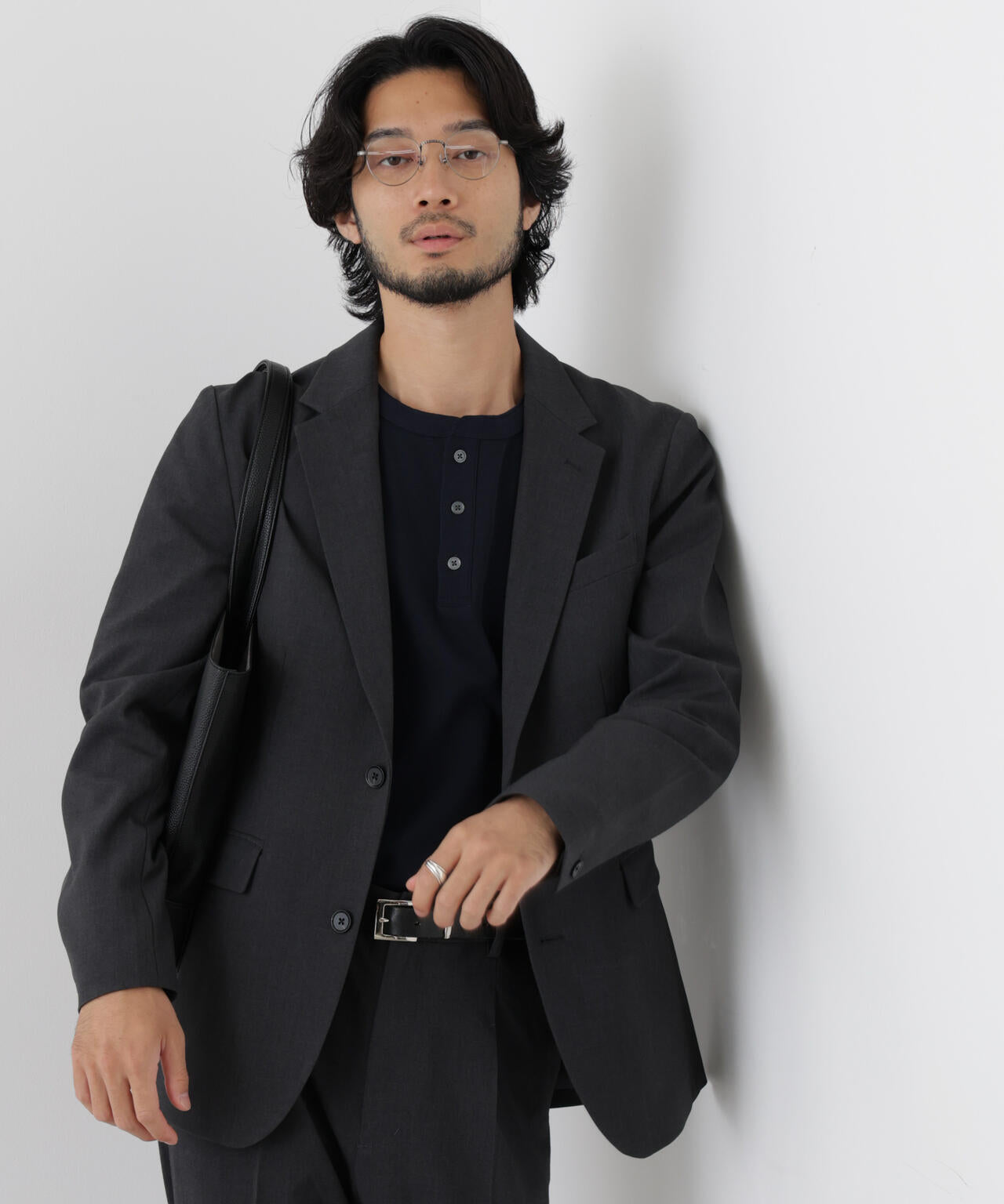 181cm　B:75 W:73 H:90 着用サイズ：L