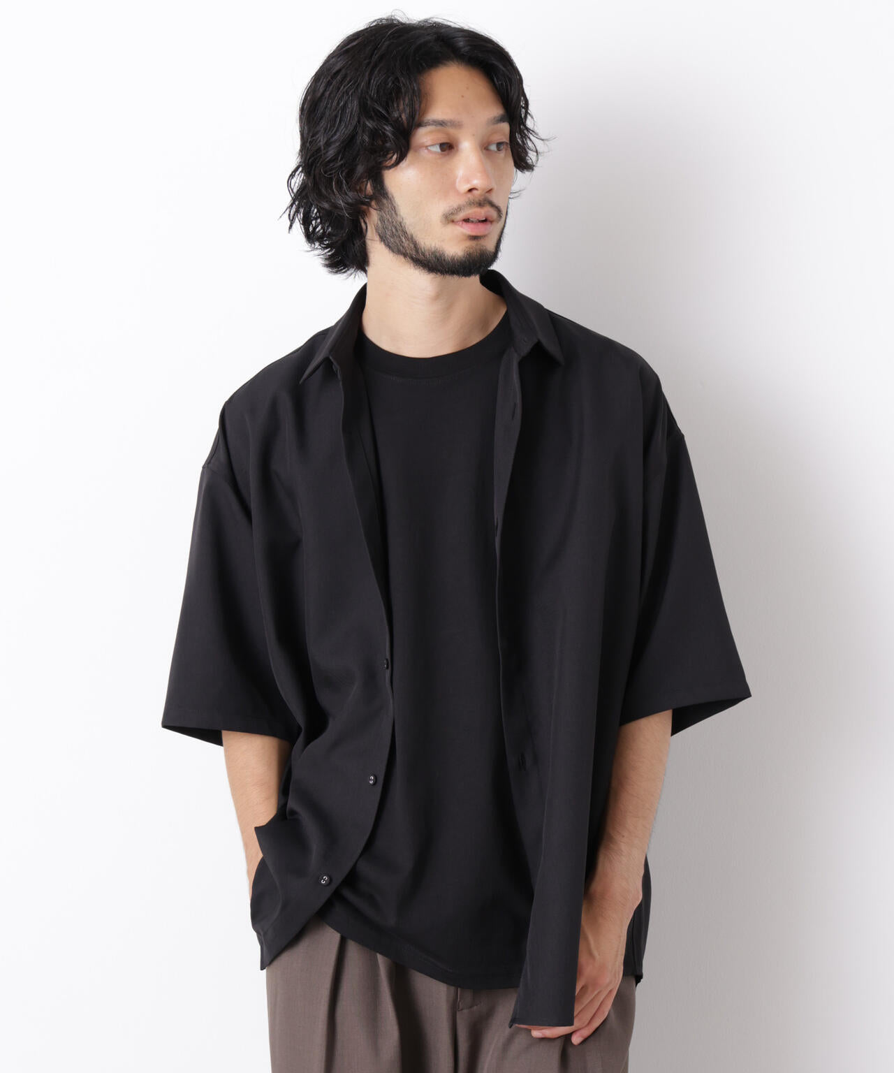 181cm　B:75 W:73 H:90 着用サイズ：L
