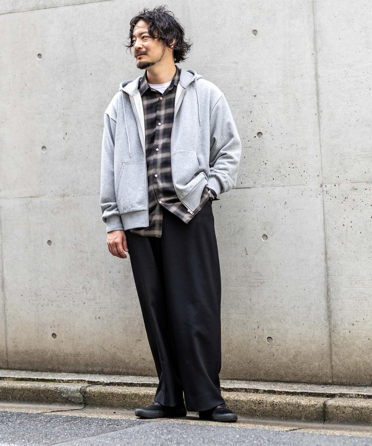 WEB限定/ワイドフィットスウェットZIPパーカー 6726223217
