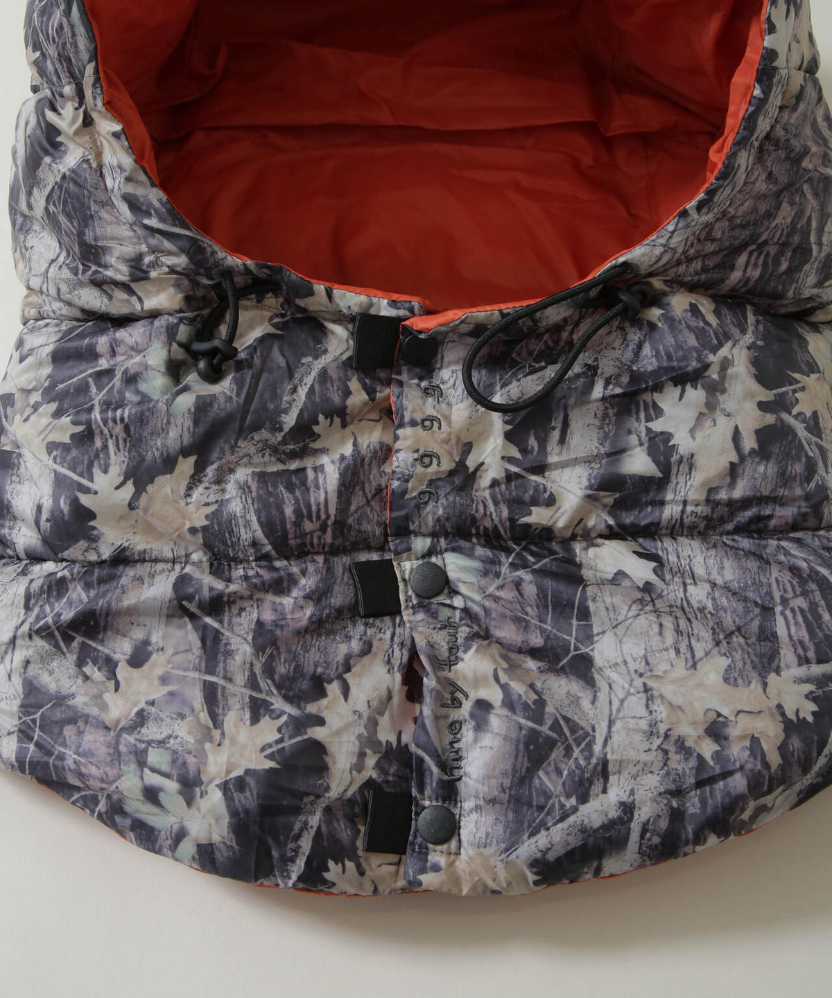 nine by four/94 WR INS PRINT HOOD WARMER 6726239010